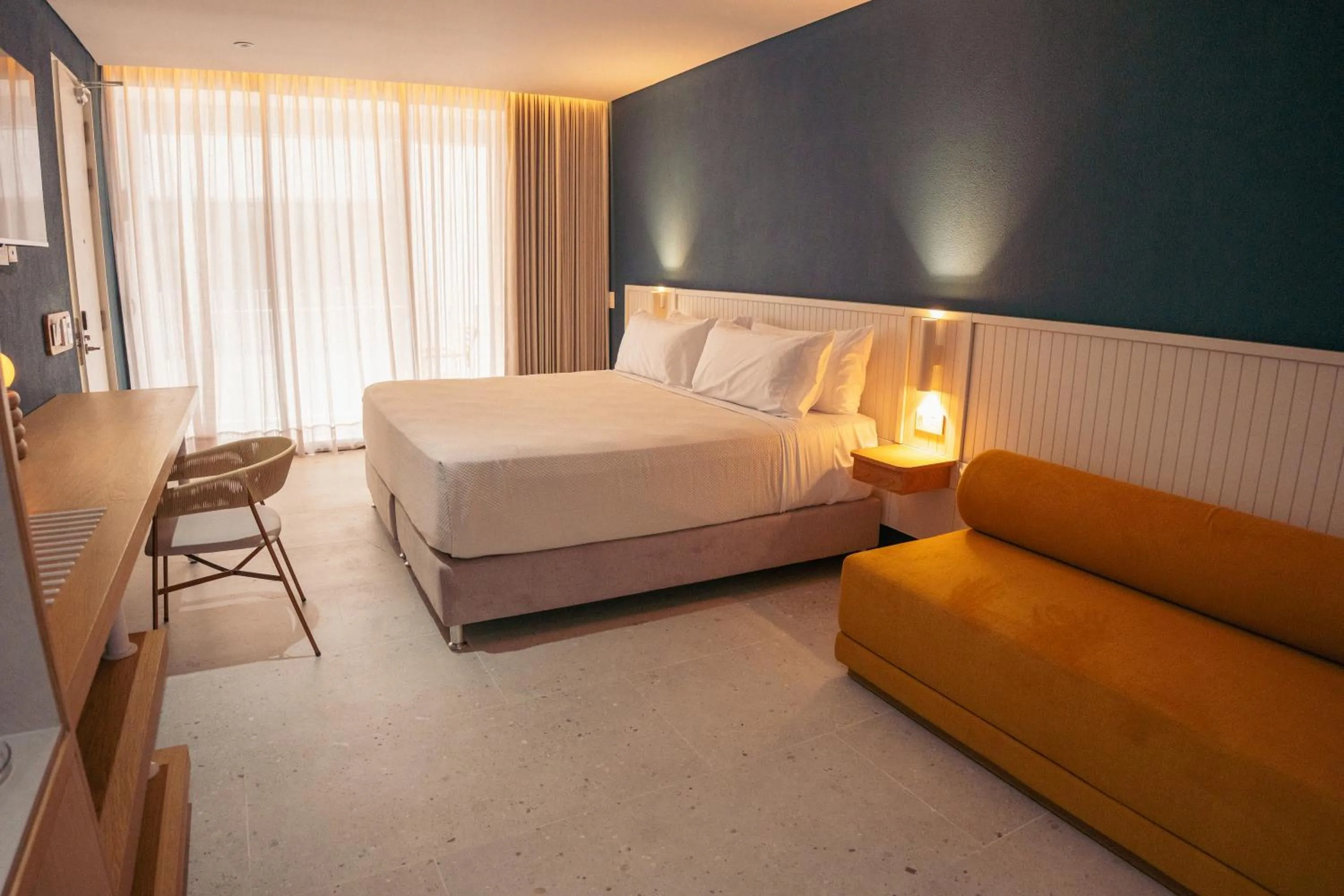 Bed in Zapadilly Tree Hotel