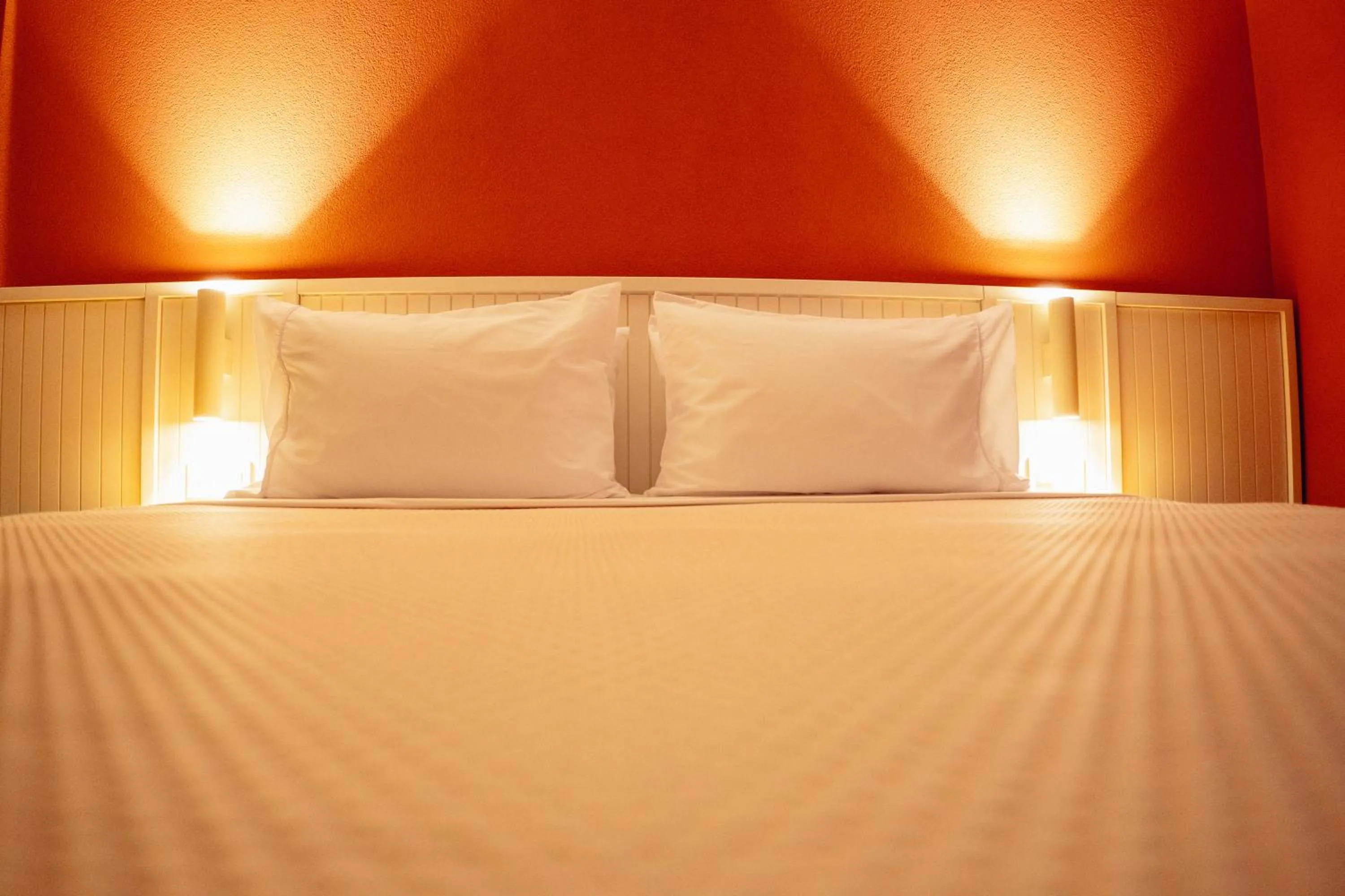 Bed in Zapadilly Tree Hotel