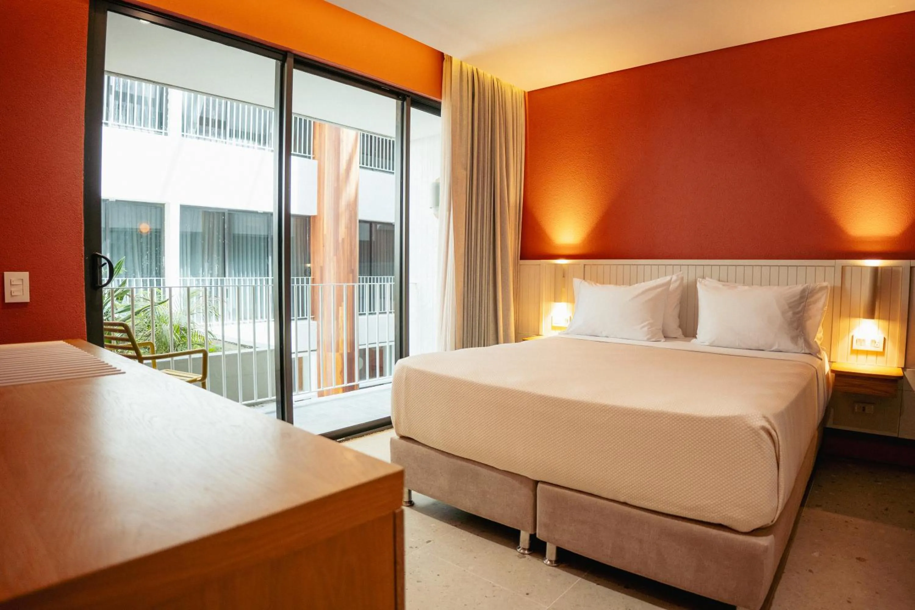 Bed in Zapadilly Tree Hotel