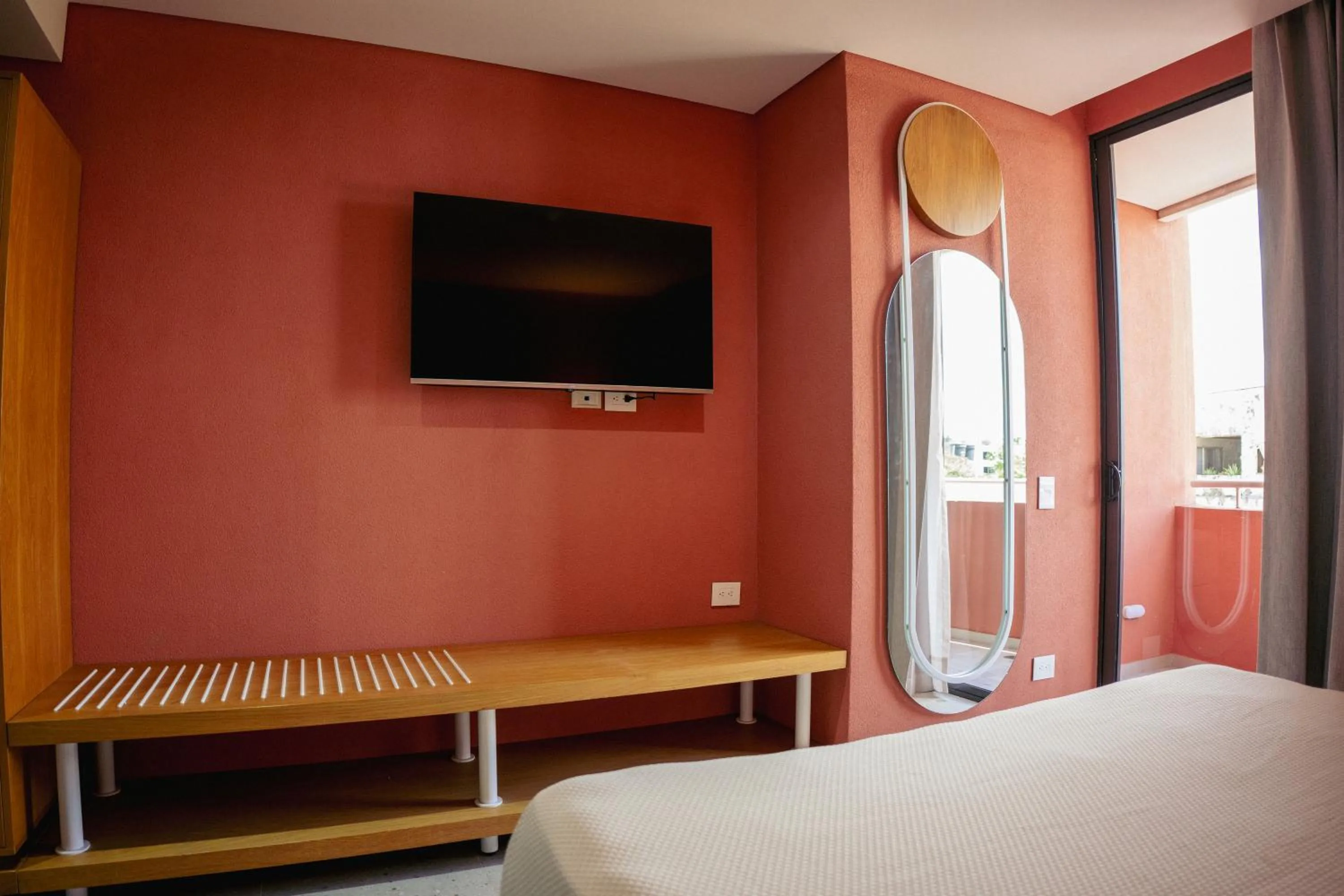 Bed in Zapadilly Tree Hotel