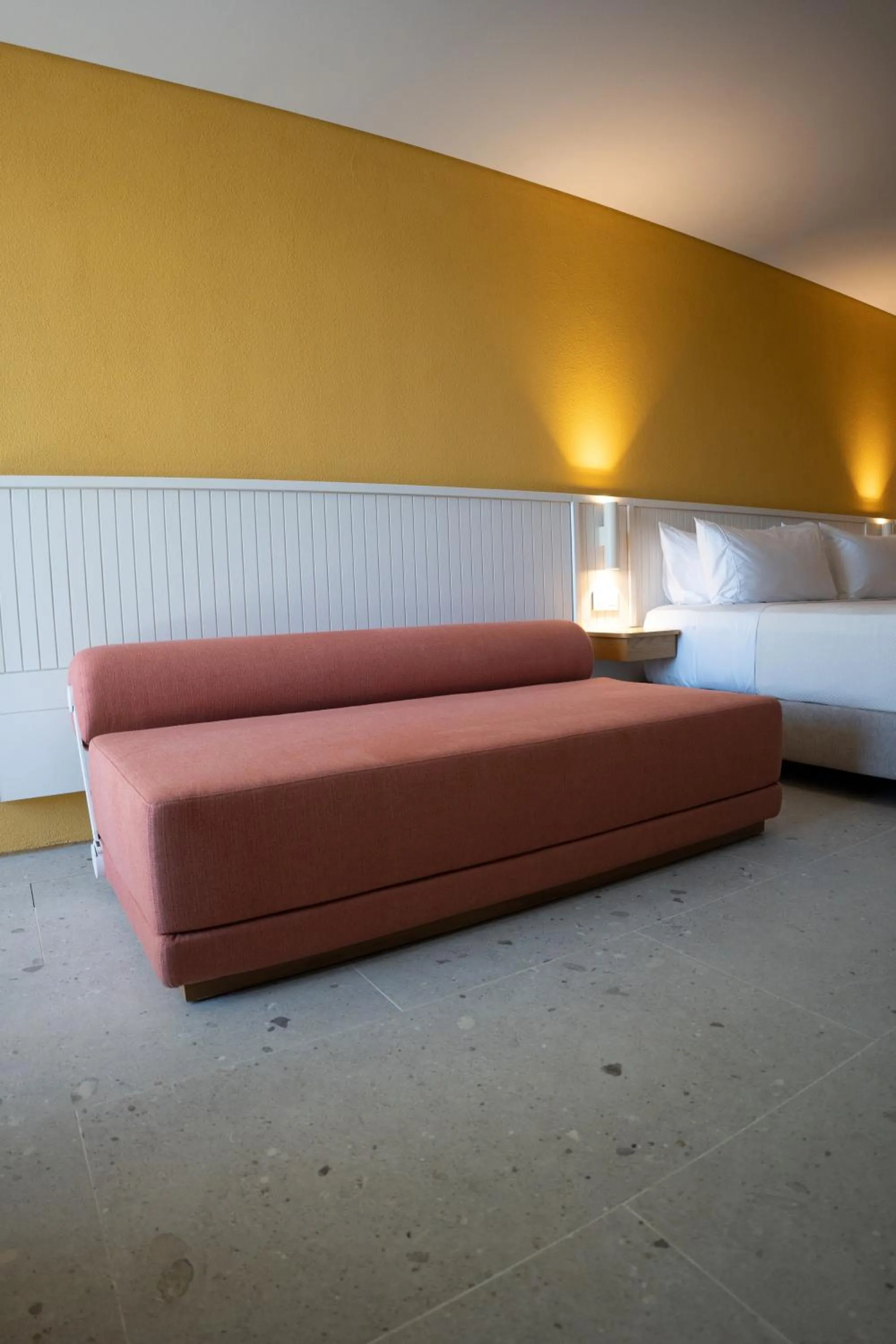 Bed in Zapadilly Tree Hotel