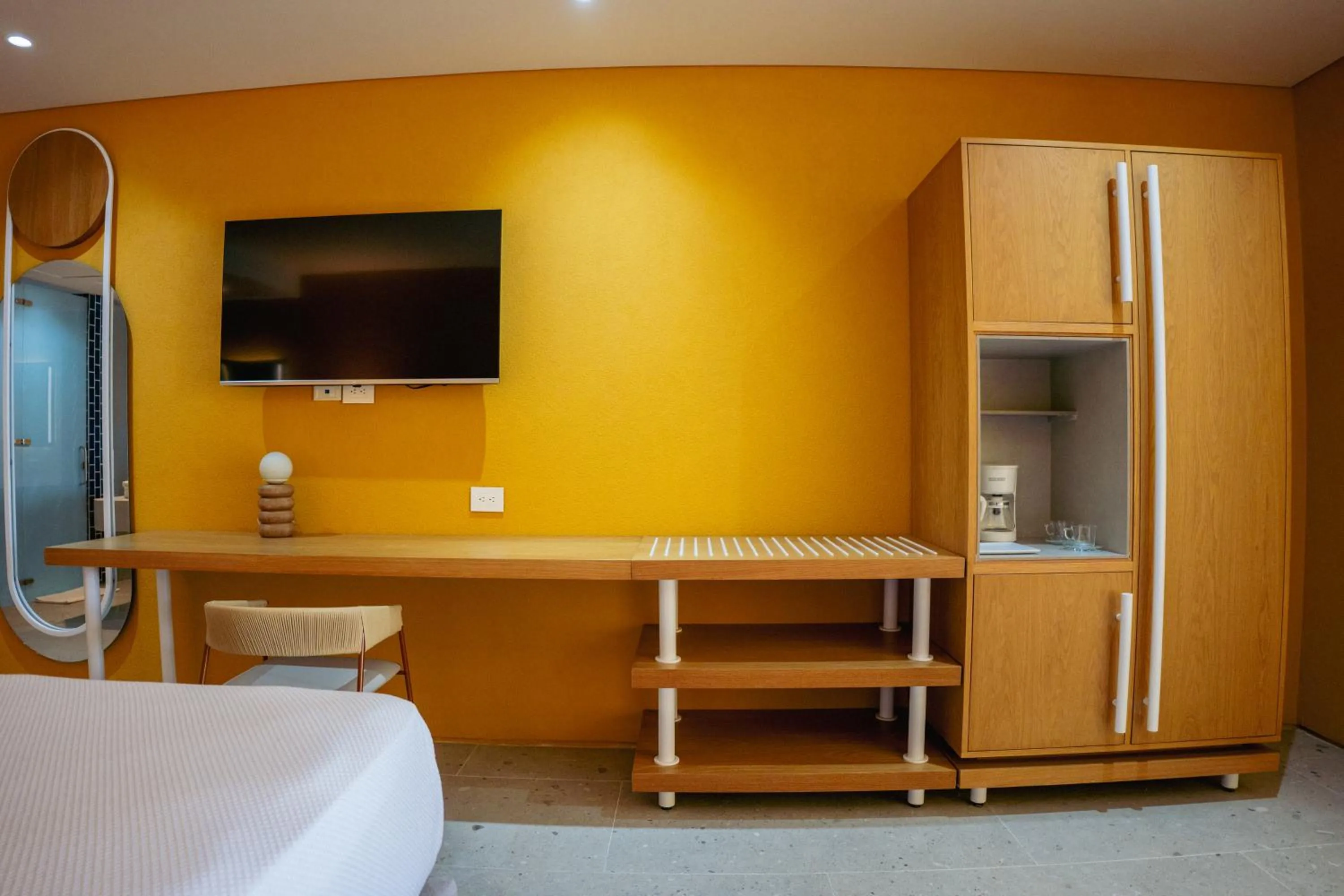 Bed in Zapadilly Tree Hotel