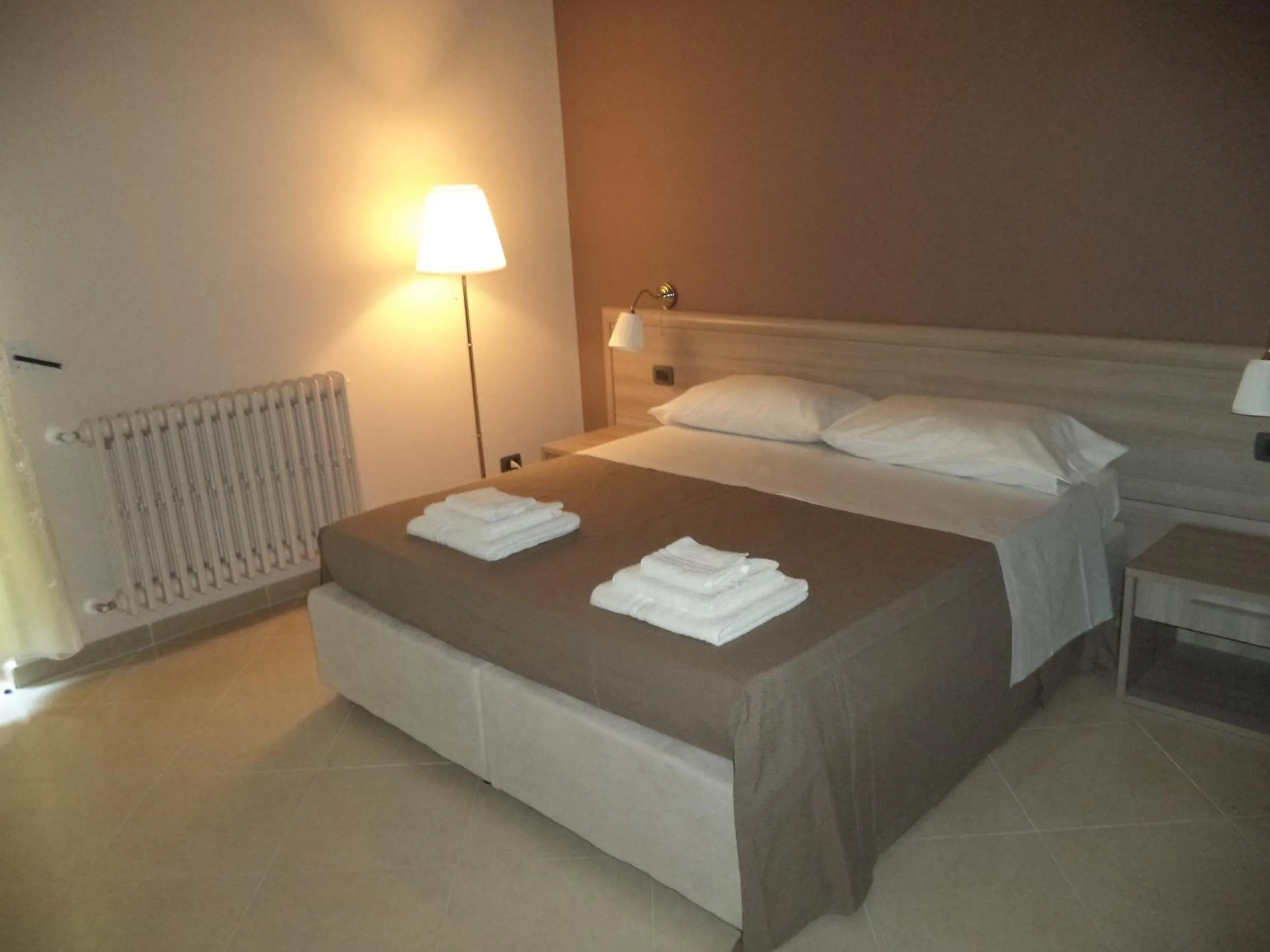 Photo of the whole room, Bed in B&B SALento