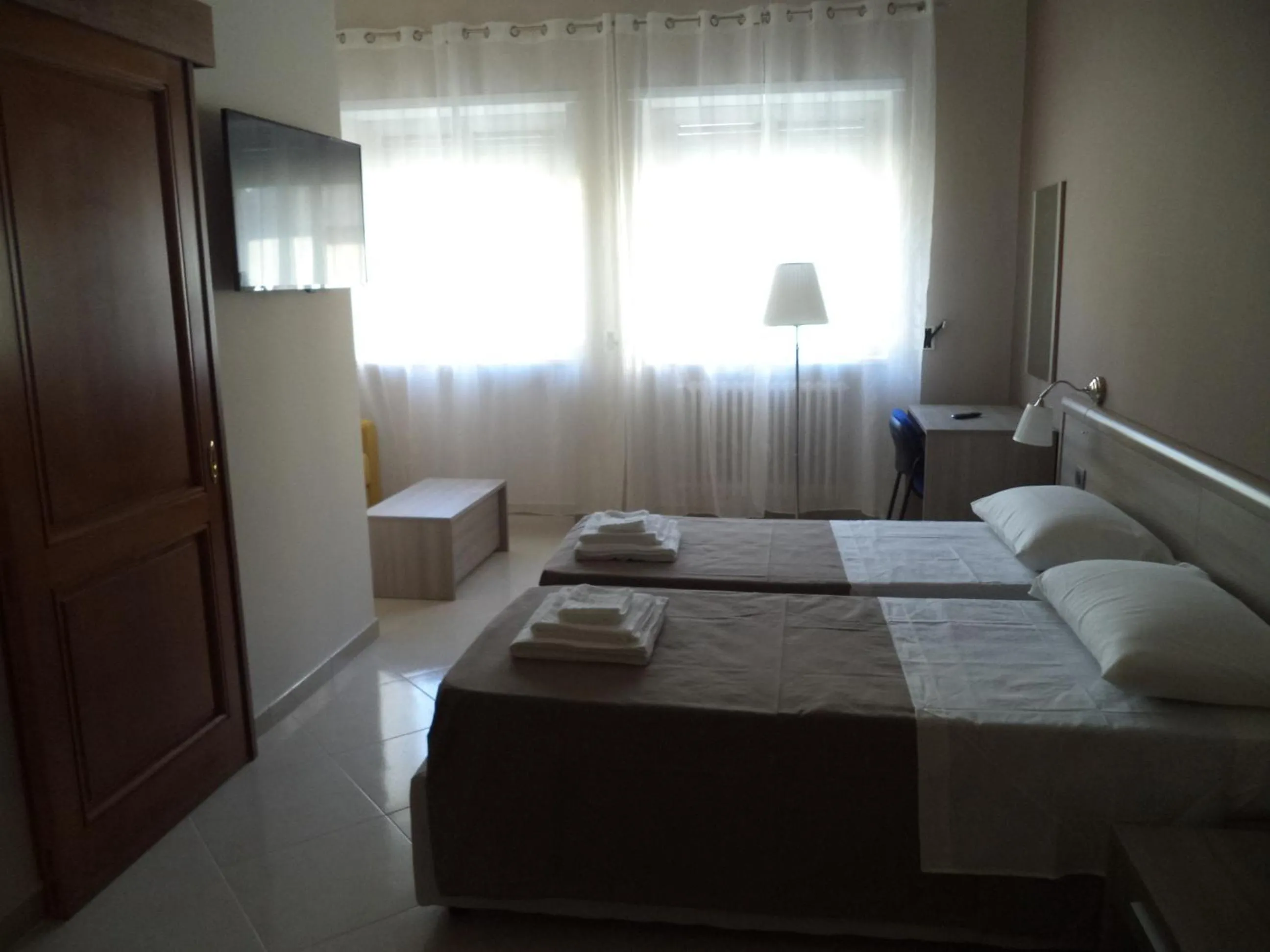 Photo of the whole room, Bed in B&B SALento