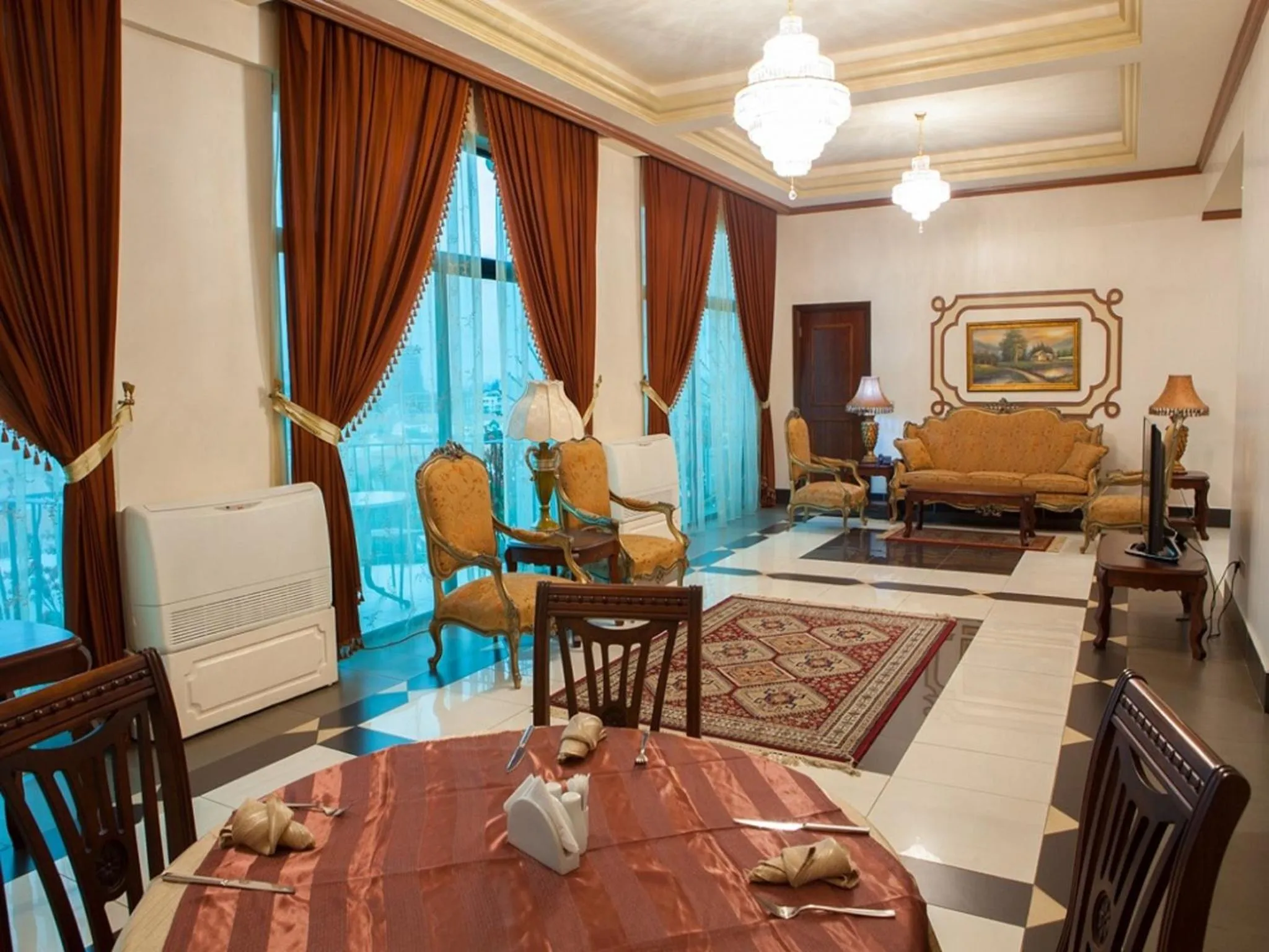 Dining area in Atlantic Palace Hotel