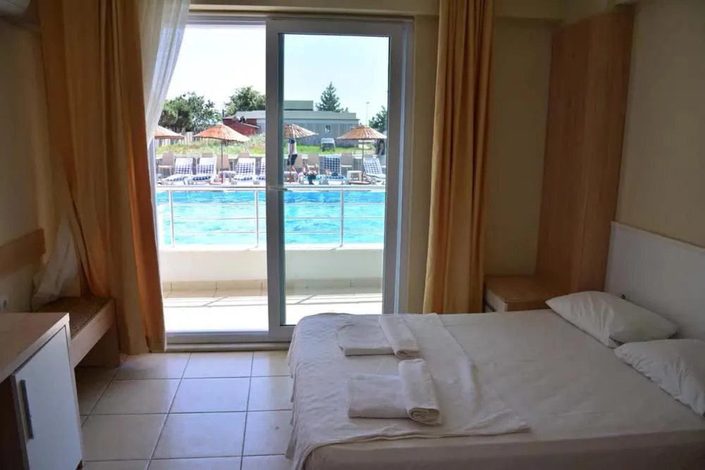 Bed in Sare Hotel