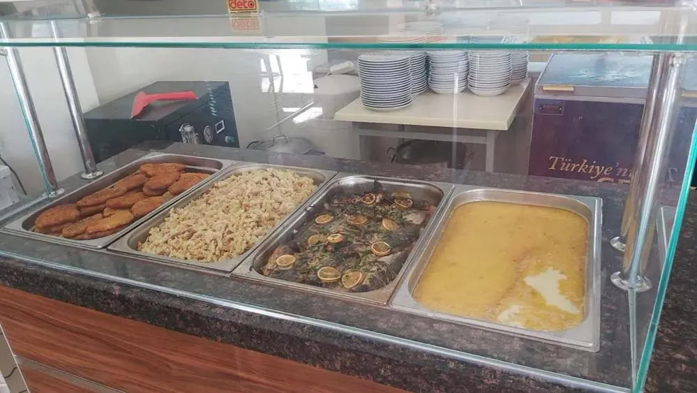 Restaurant/places to eat in Sare Hotel