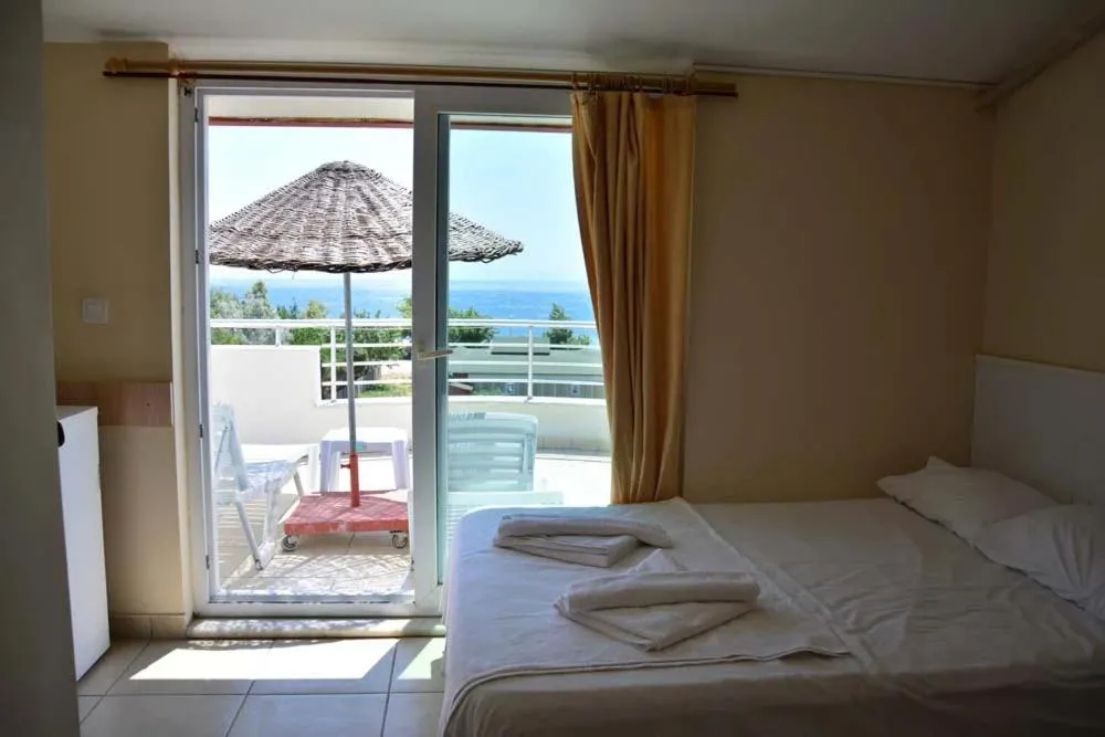 Bed in Sare Hotel