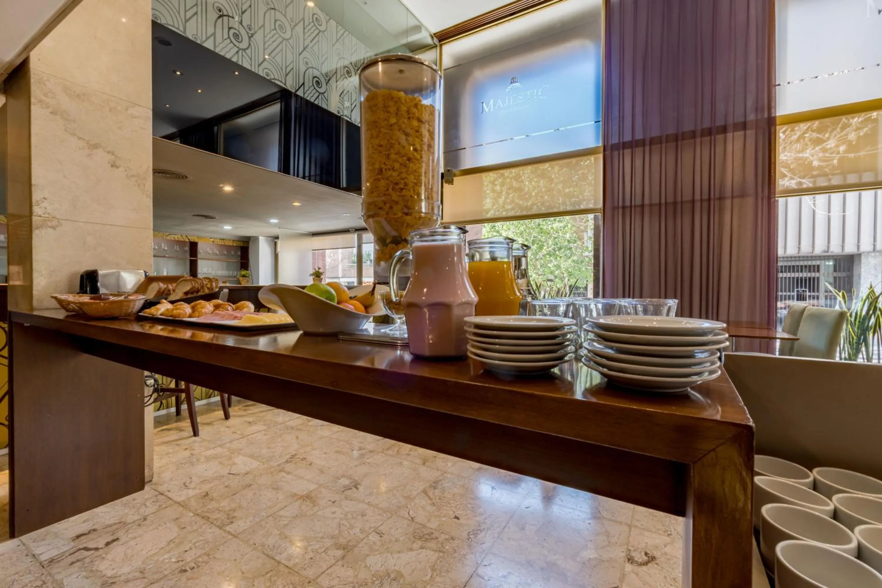 Hotel Majestic Rosario