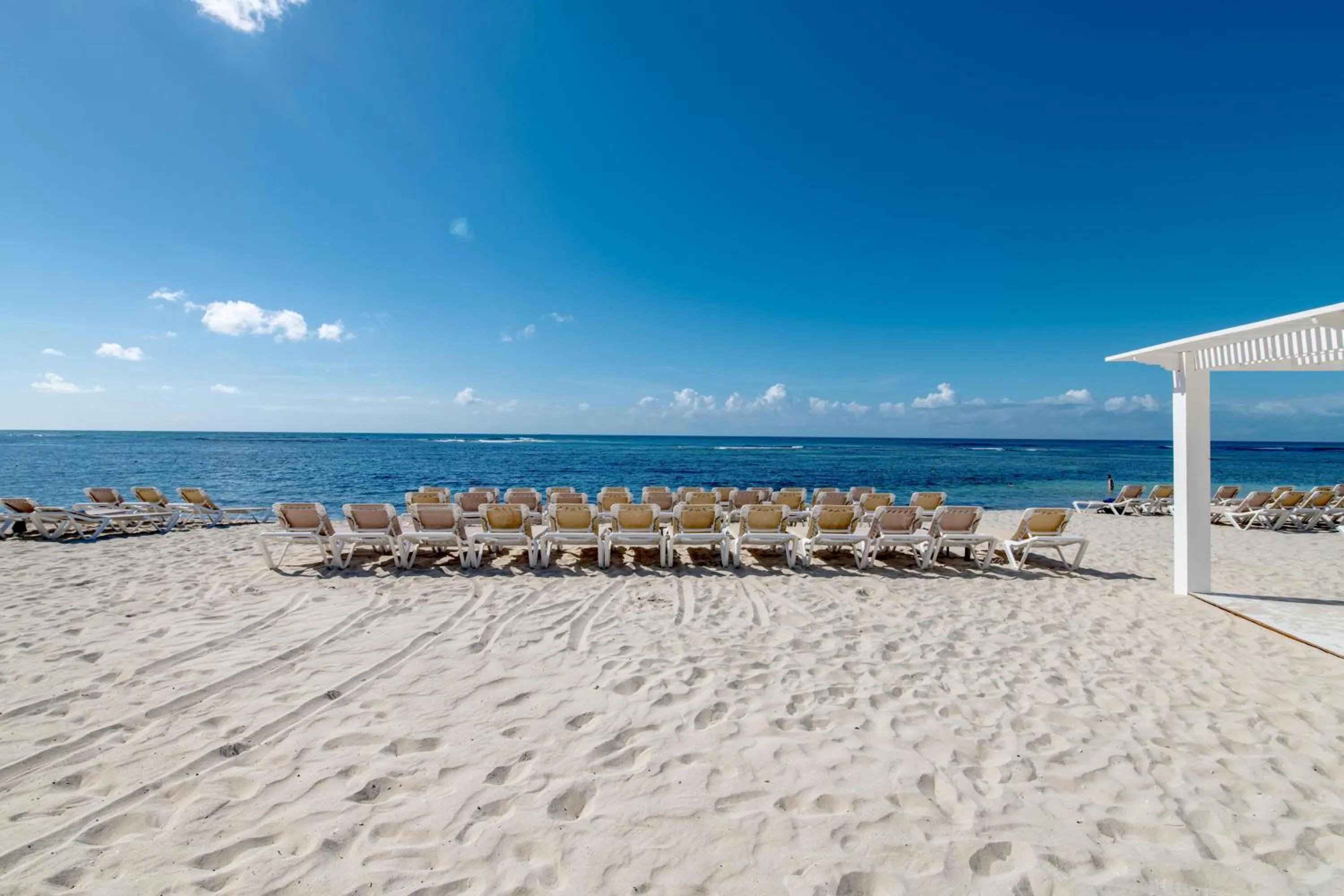 Beach in Emotions by Hodelpa - Juan Dolio