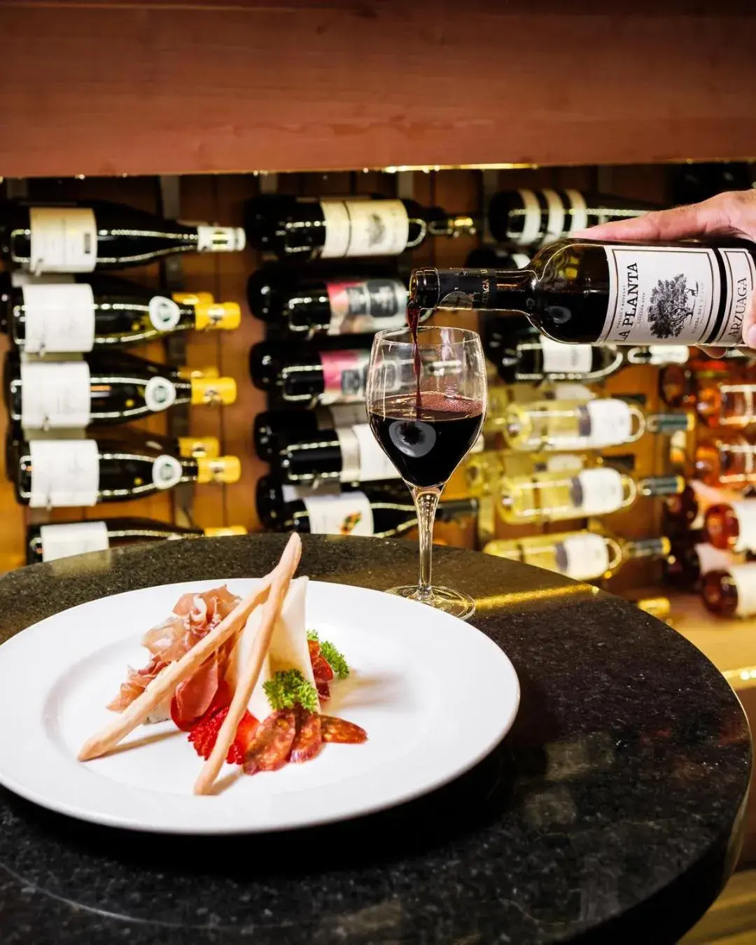 Lounge or bar in Emotions by Hodelpa - Juan Dolio Lounge or bar in Emotions by Hodelpa - Juan Dolio