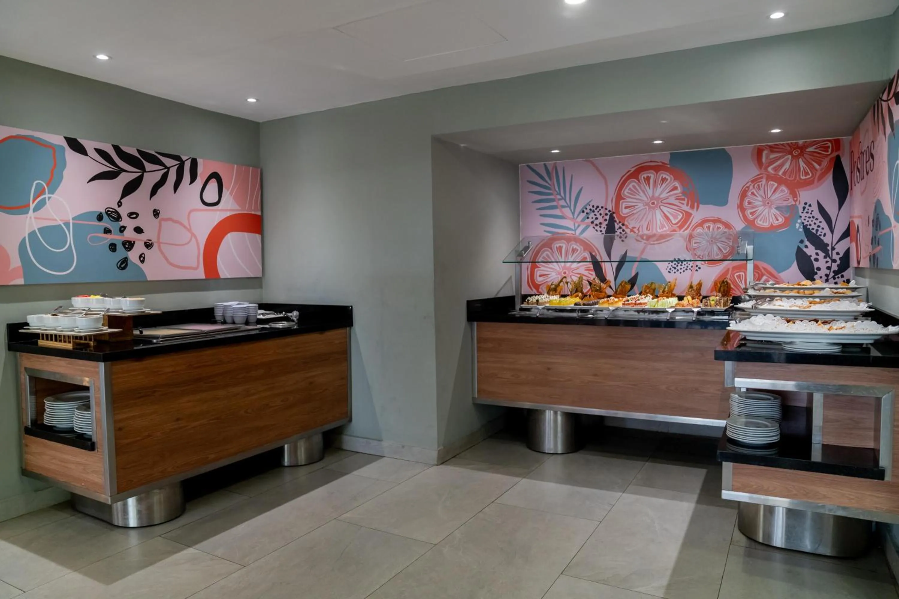 Restaurant/places to eat in Emotions by Hodelpa - Juan Dolio