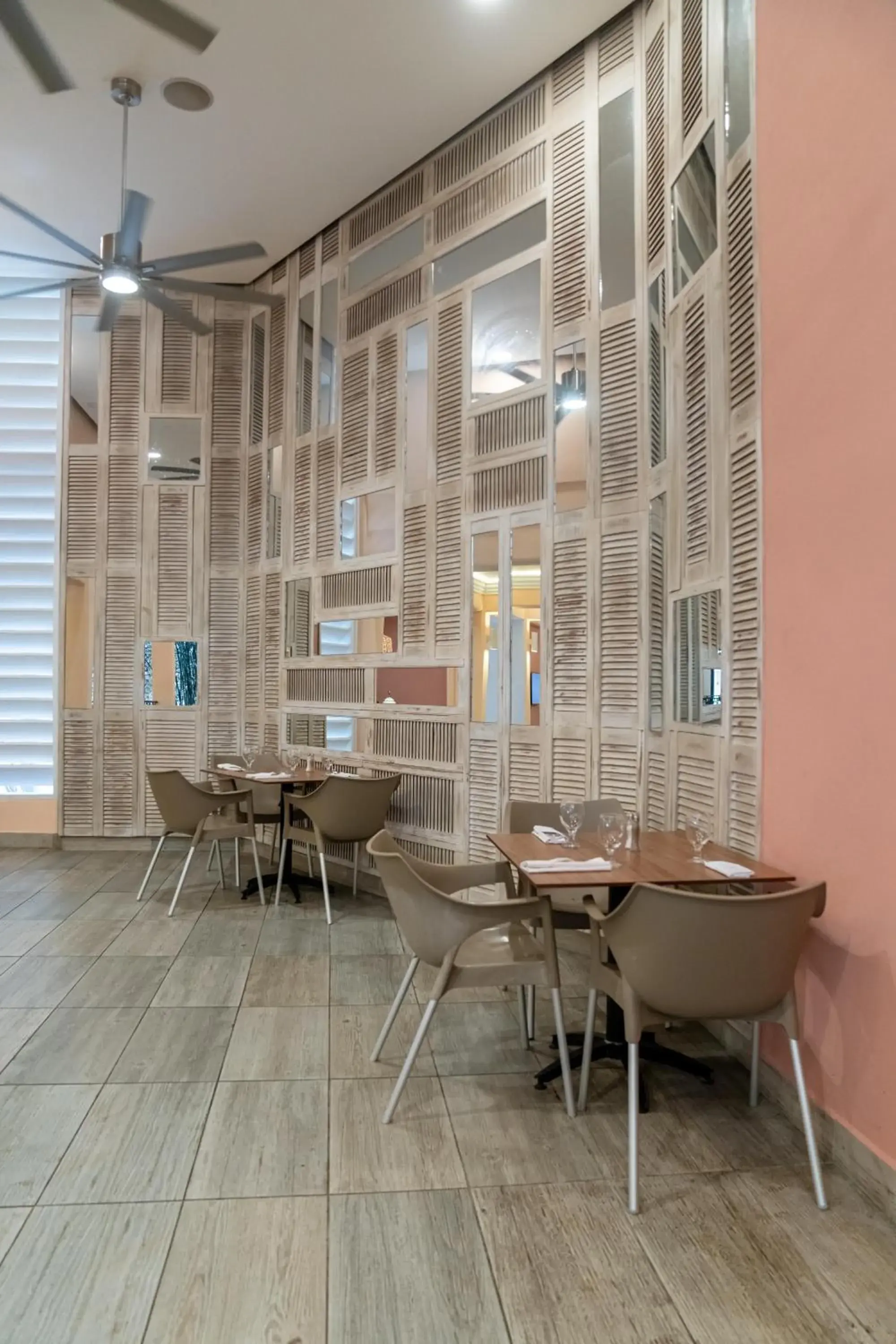 Restaurant/places to eat in Emotions by Hodelpa - Juan Dolio Restaurant/places to eat in Emotions by Hodelpa - Juan Dolio
