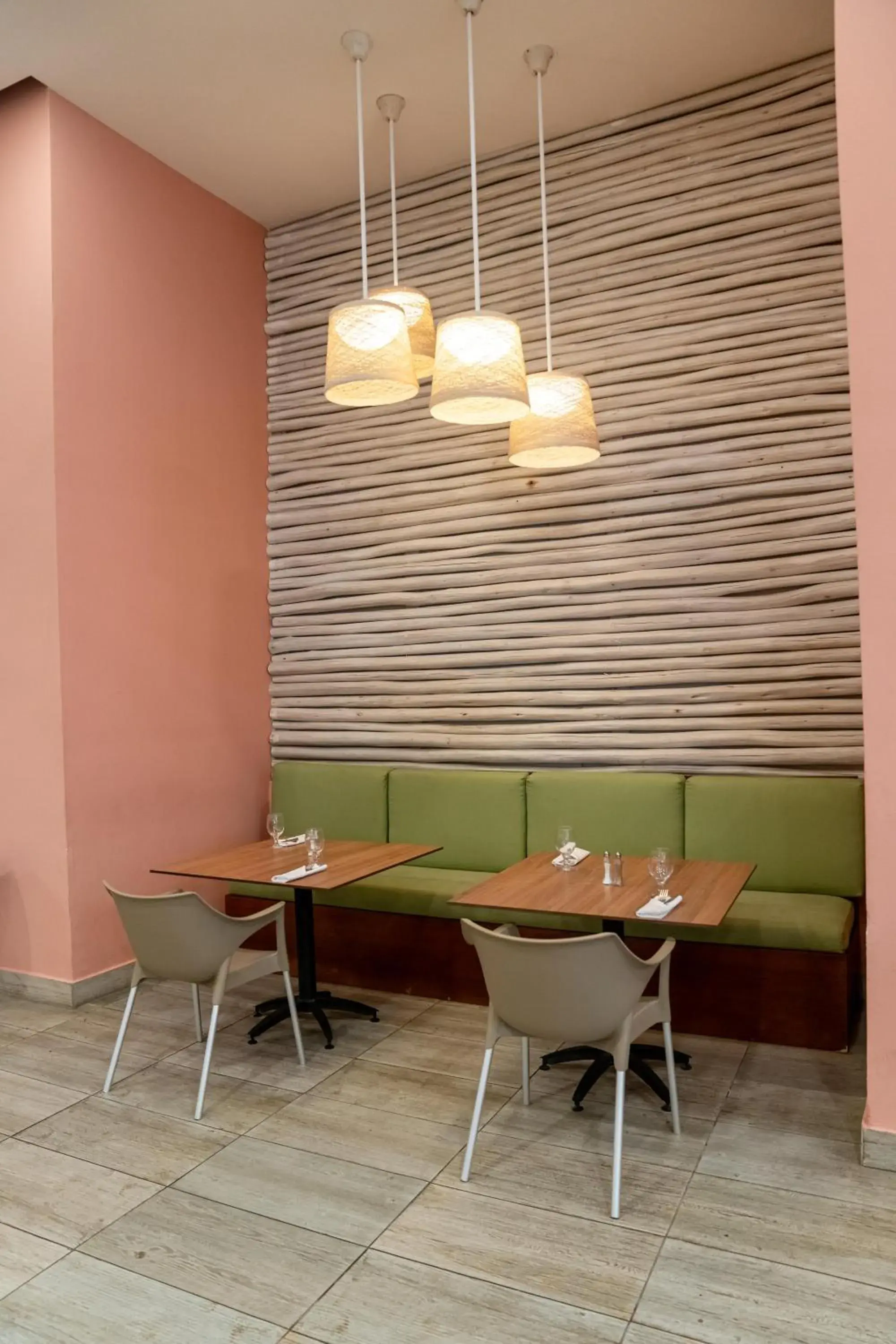 Restaurant/places to eat in Emotions by Hodelpa - Juan Dolio Restaurant/places to eat in Emotions by Hodelpa - Juan Dolio