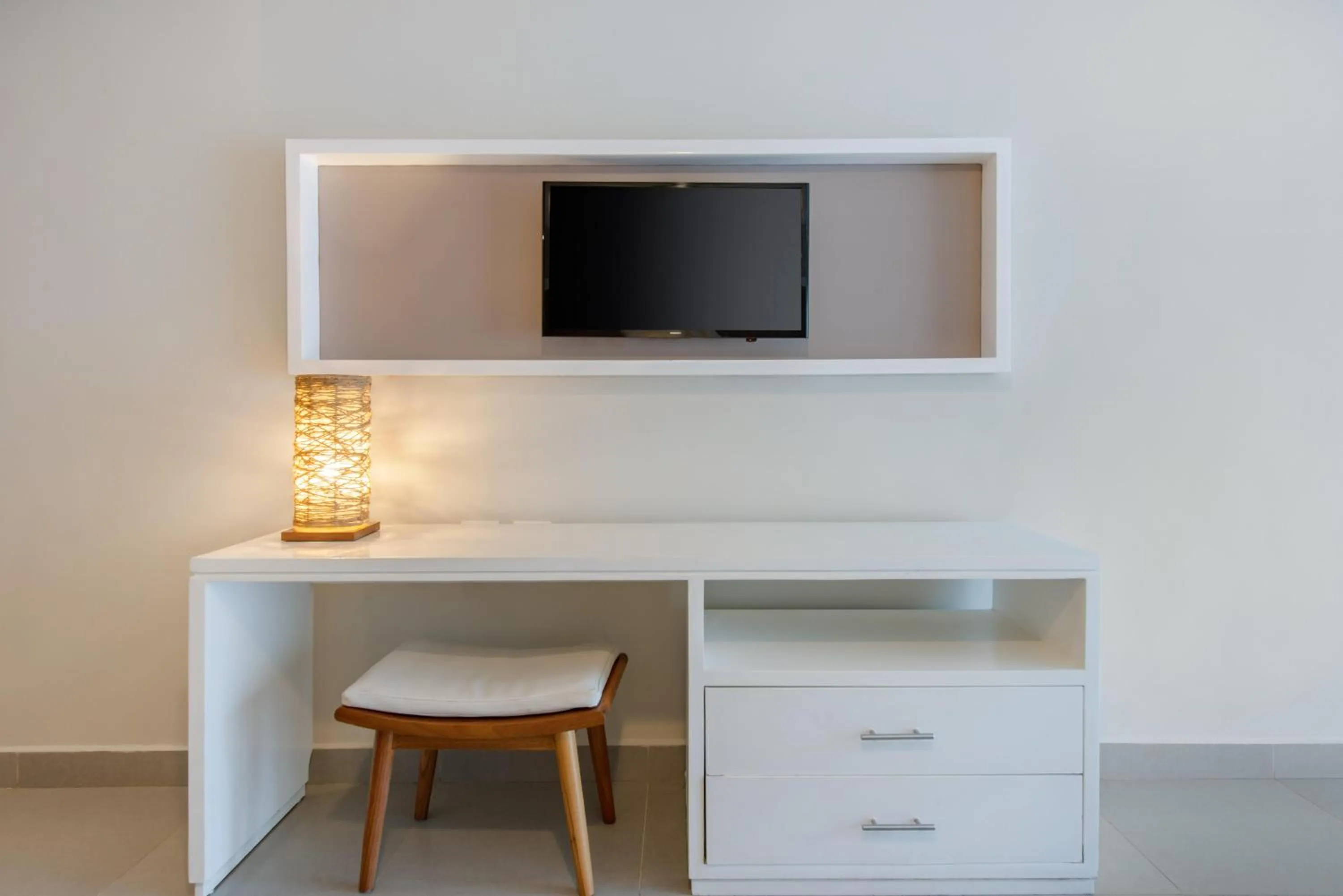 Photo of the whole room in Emotions by Hodelpa - Juan Dolio