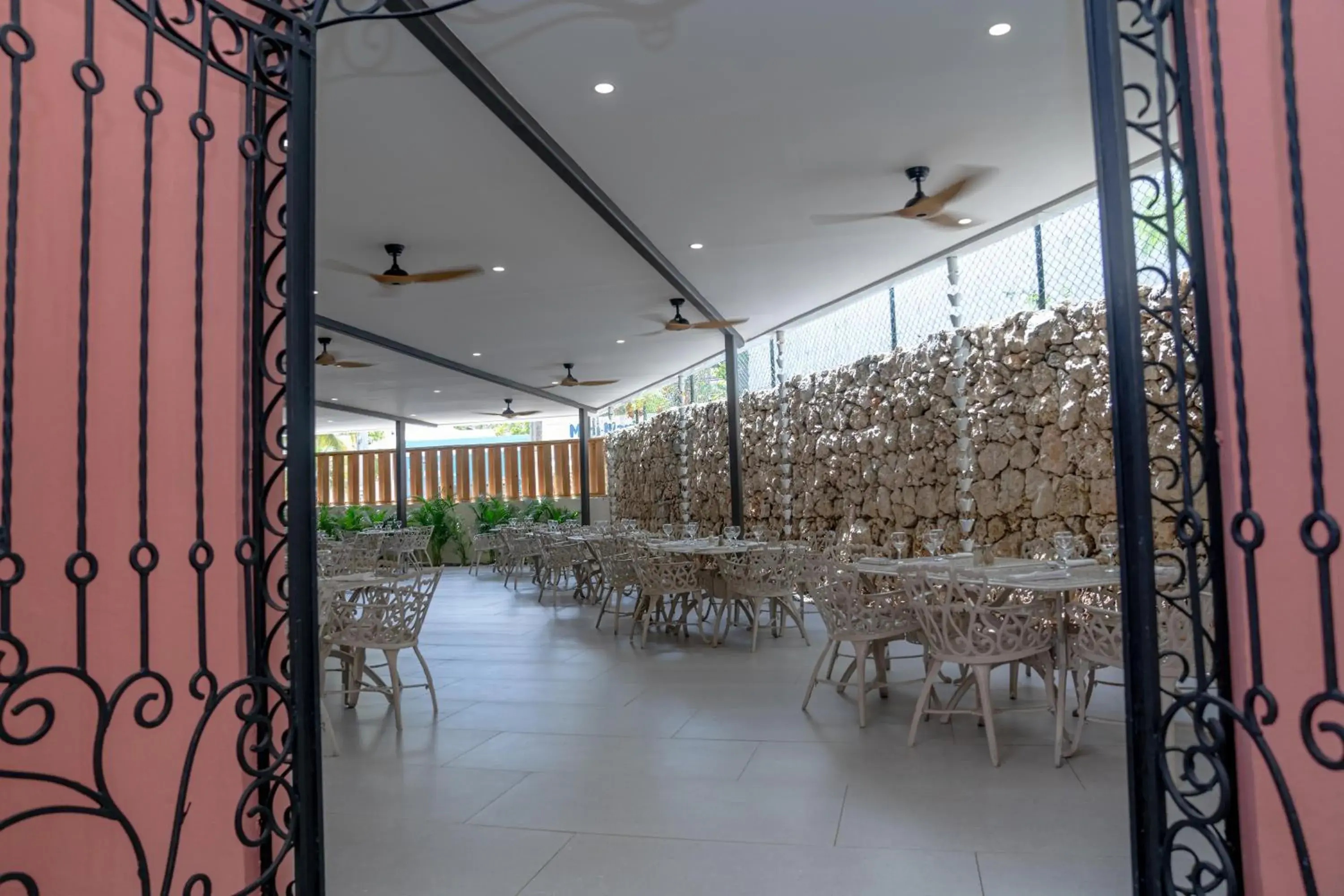 Restaurant/places to eat in Emotions by Hodelpa - Juan Dolio Restaurant/places to eat in Emotions by Hodelpa - Juan Dolio