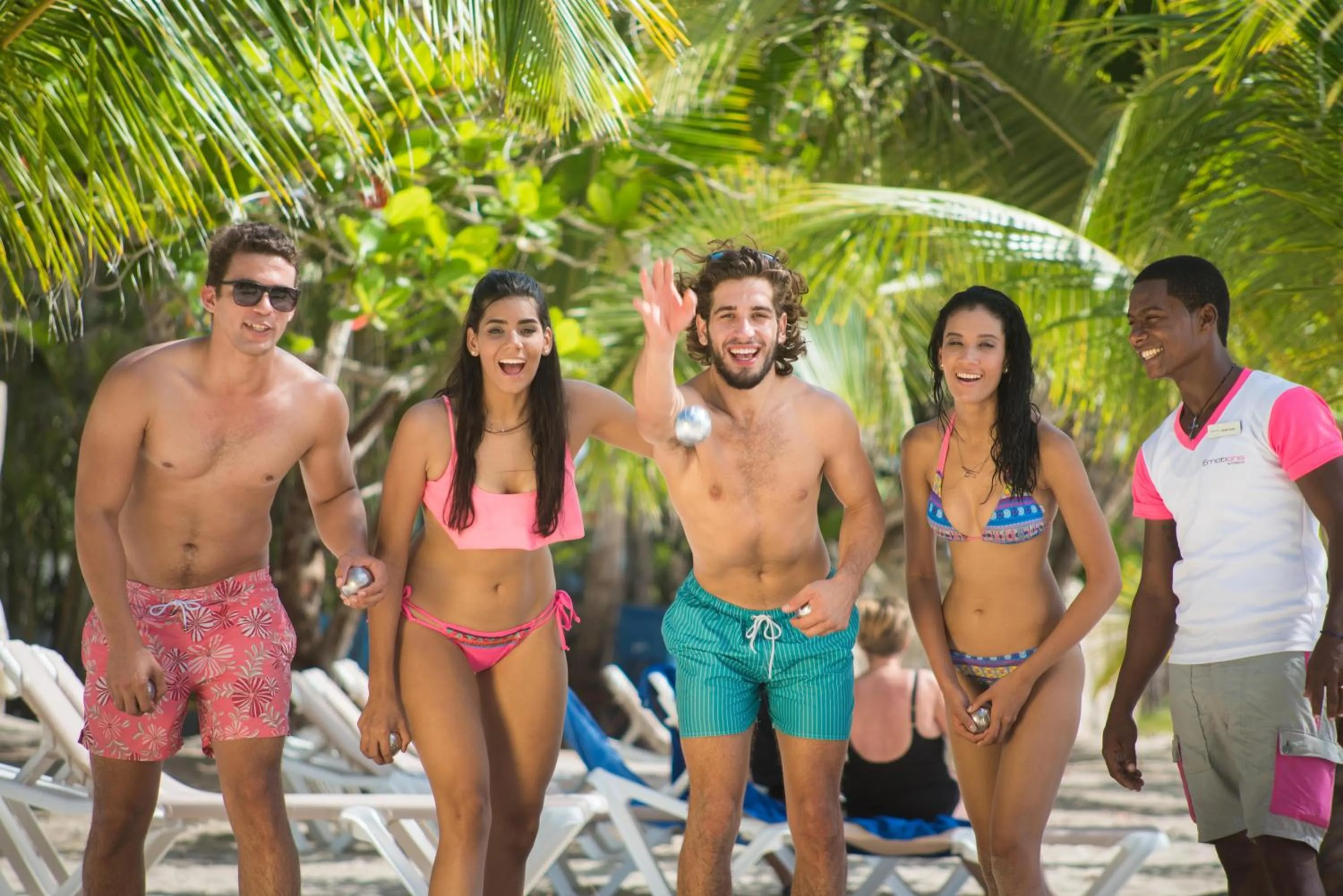 People in Emotions by Hodelpa - Juan Dolio