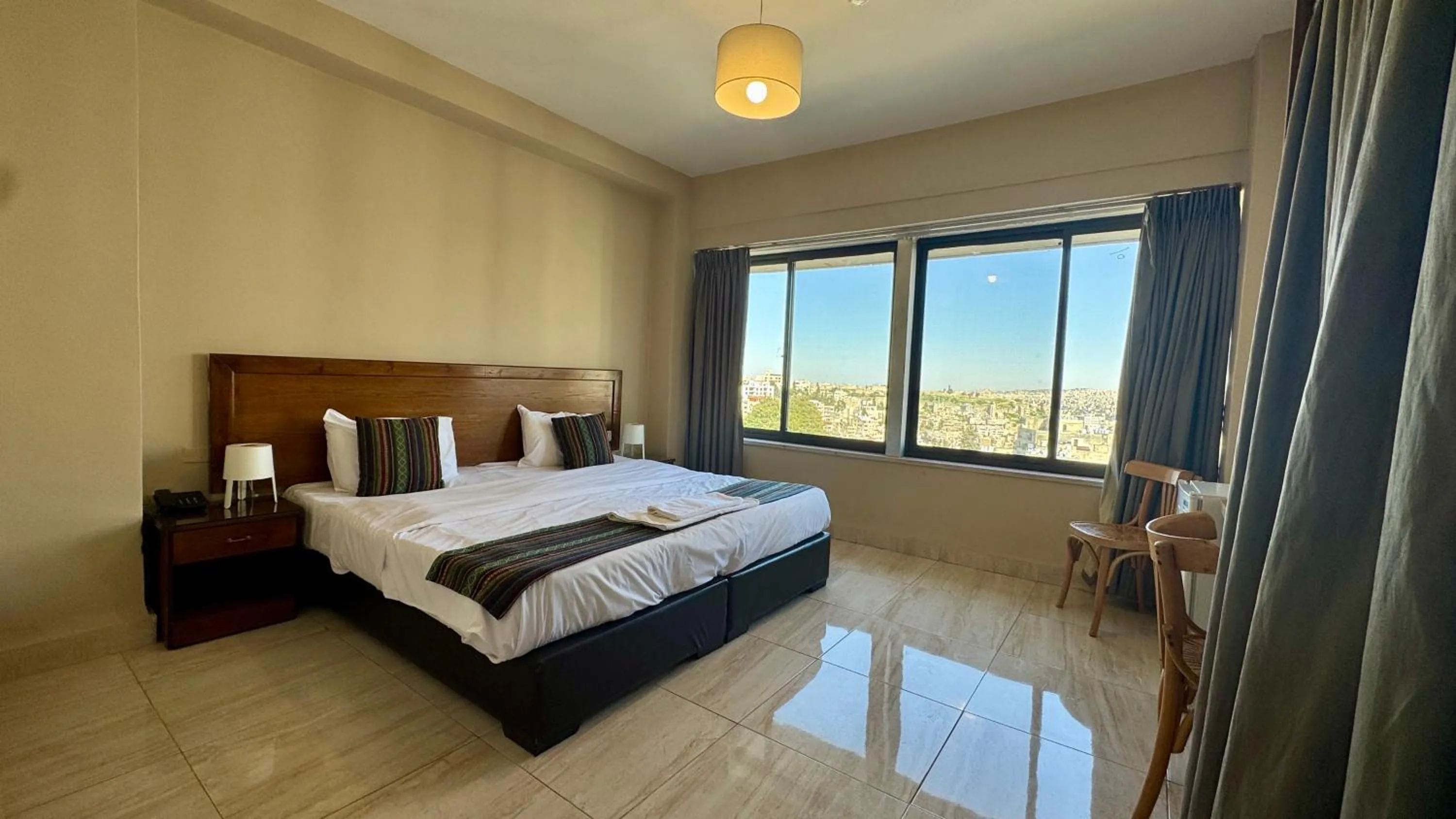 Bedroom, Bed in Antika Amman Hotel