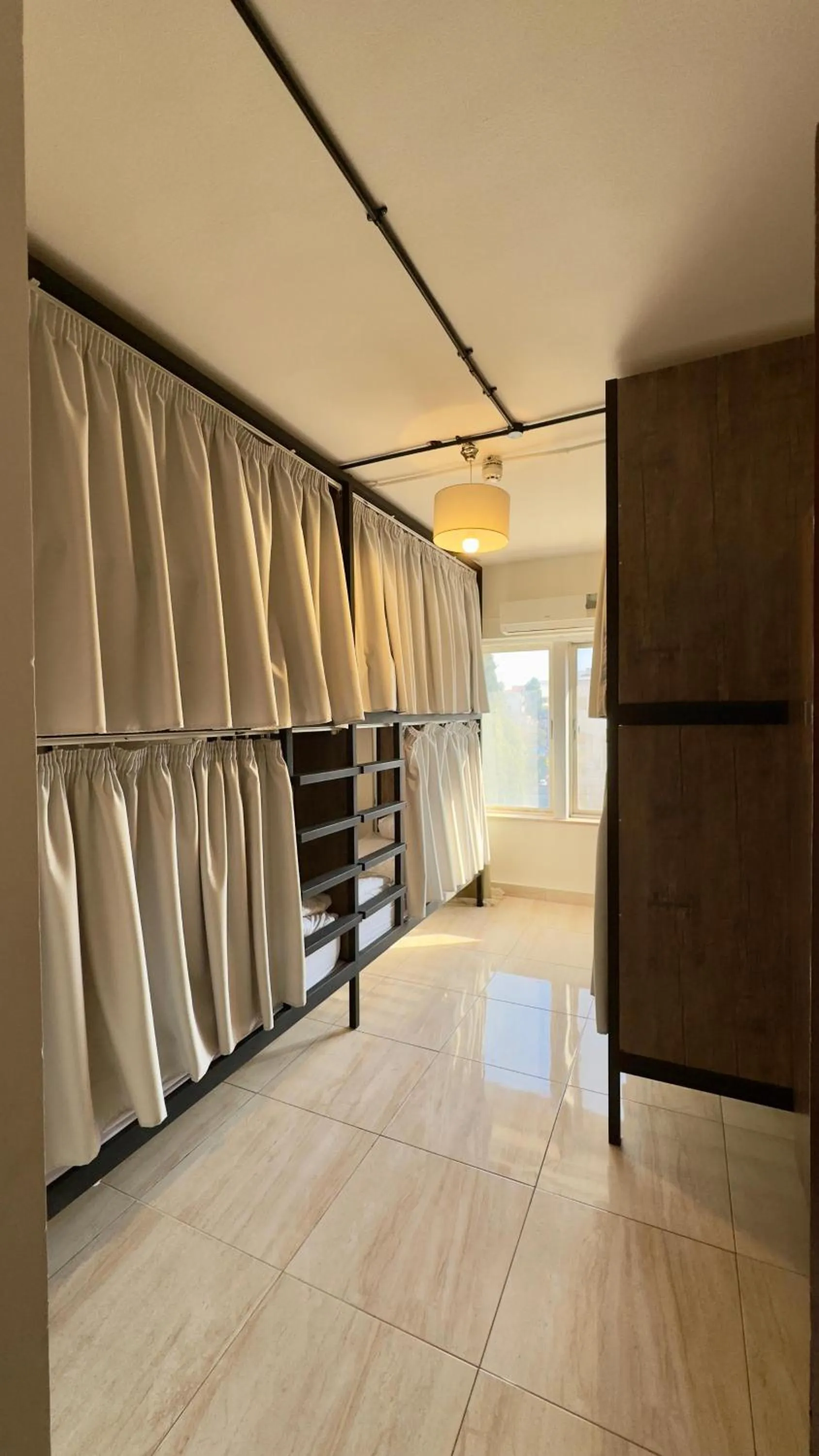 bunk bed, Bed in Antika Amman Hotel