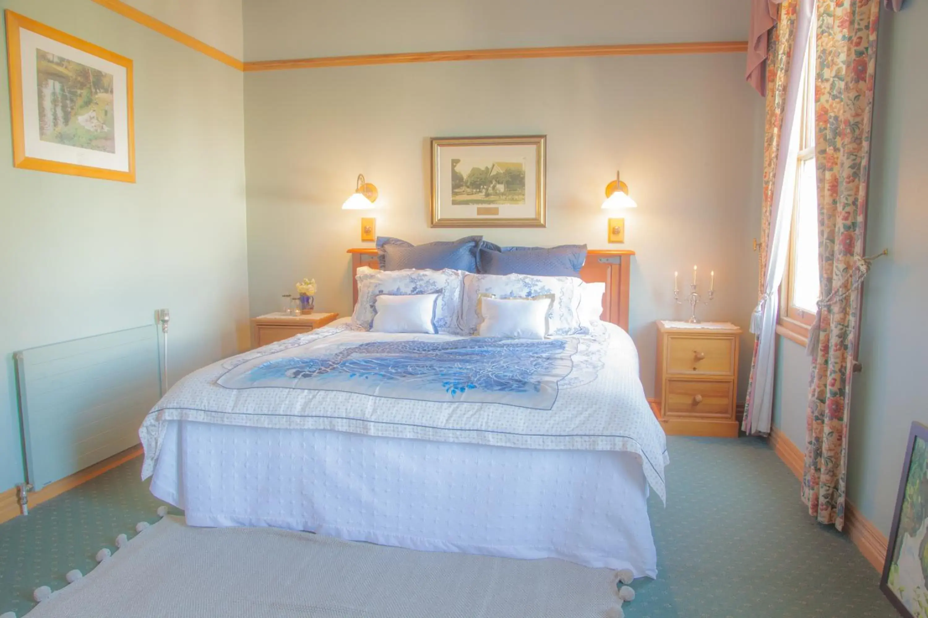 Bed in Okoroire Hot Springs Hotel Bed in Okoroire Hot Springs Hotel