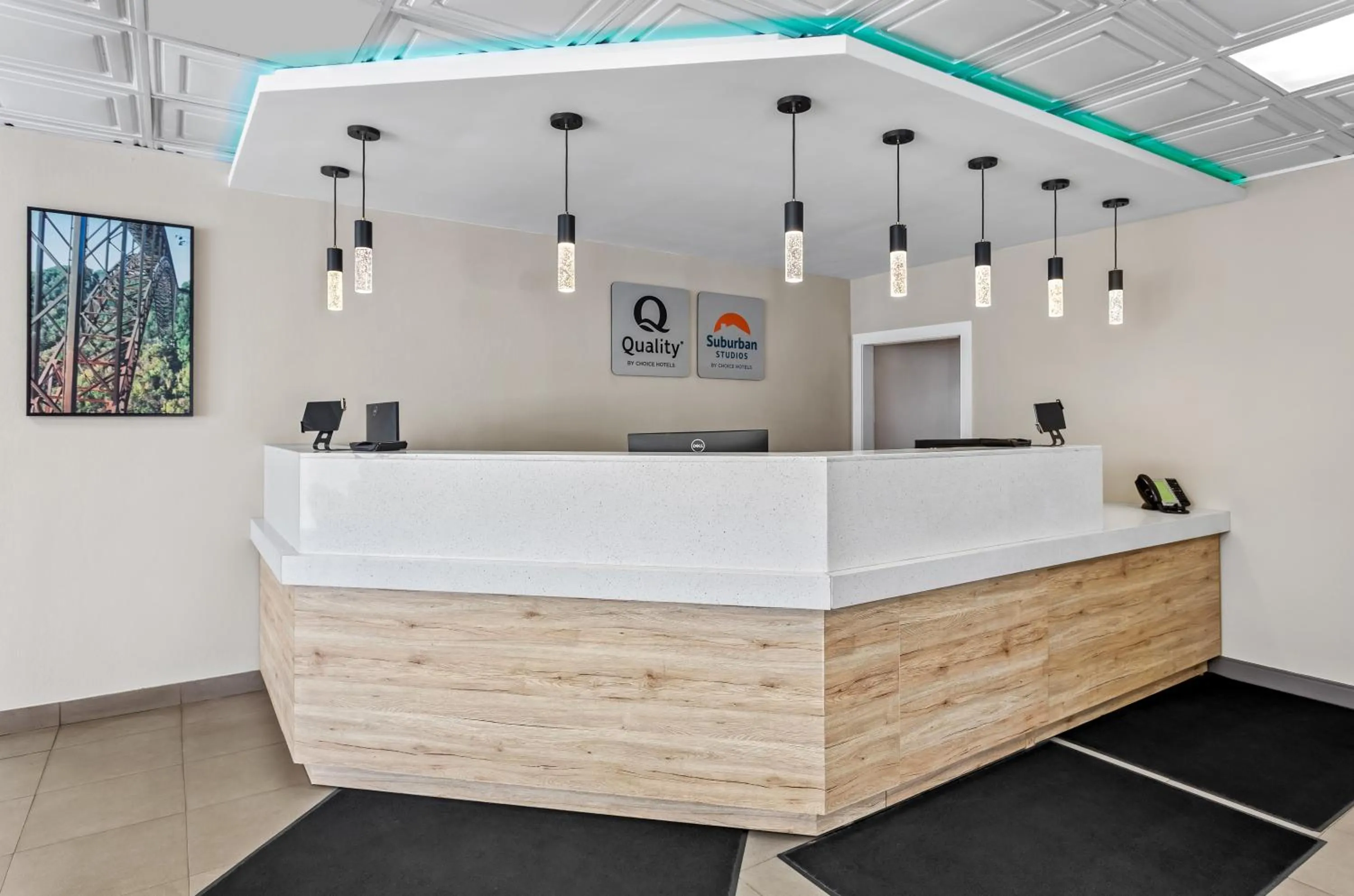 Suburban Studios Charleston - Civic Center