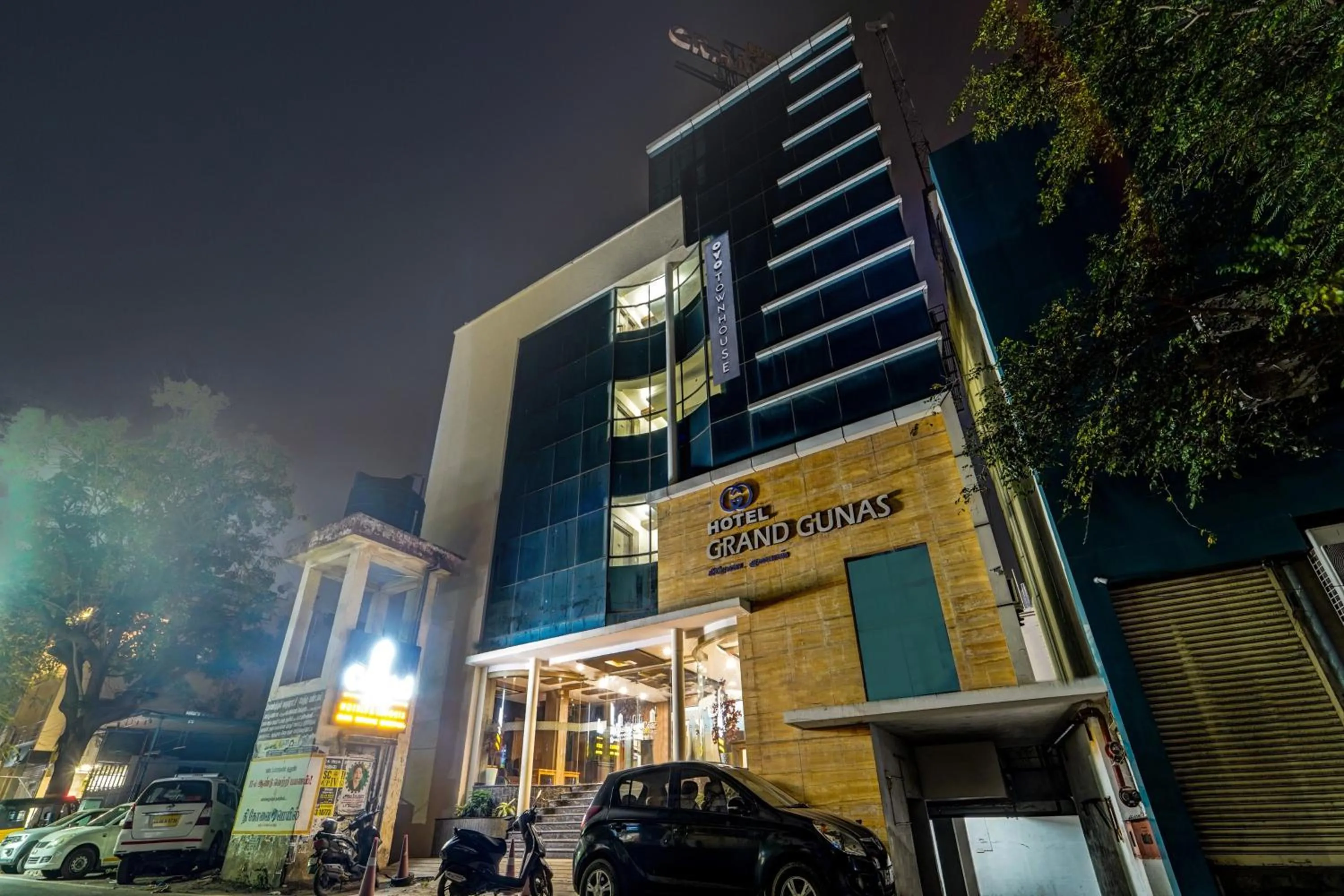 Facade/entrance in Townhouse Coastal Grand Hotels and Resorts