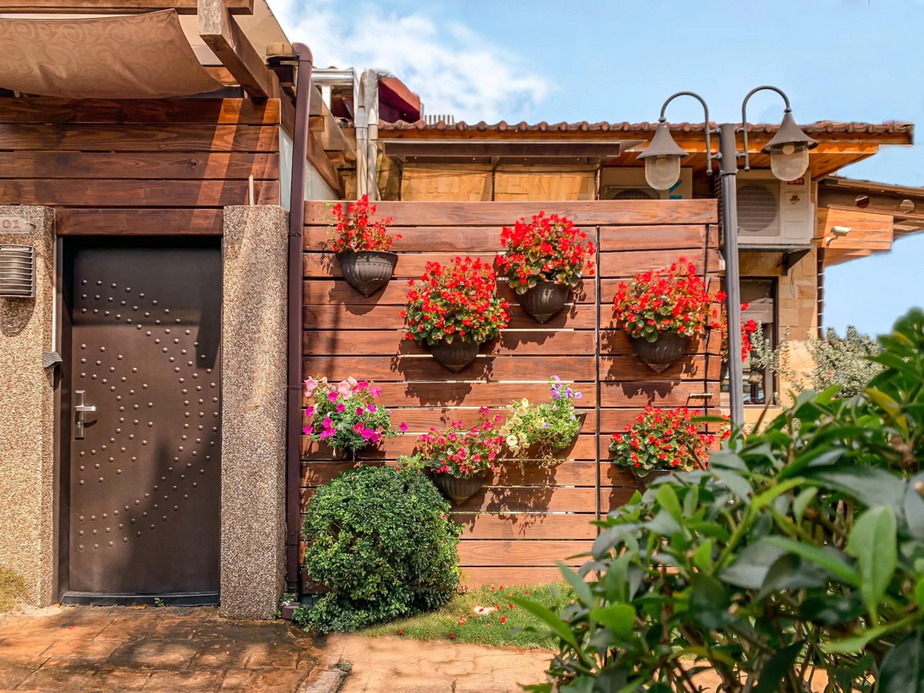 Property building in Yage Hotspring House