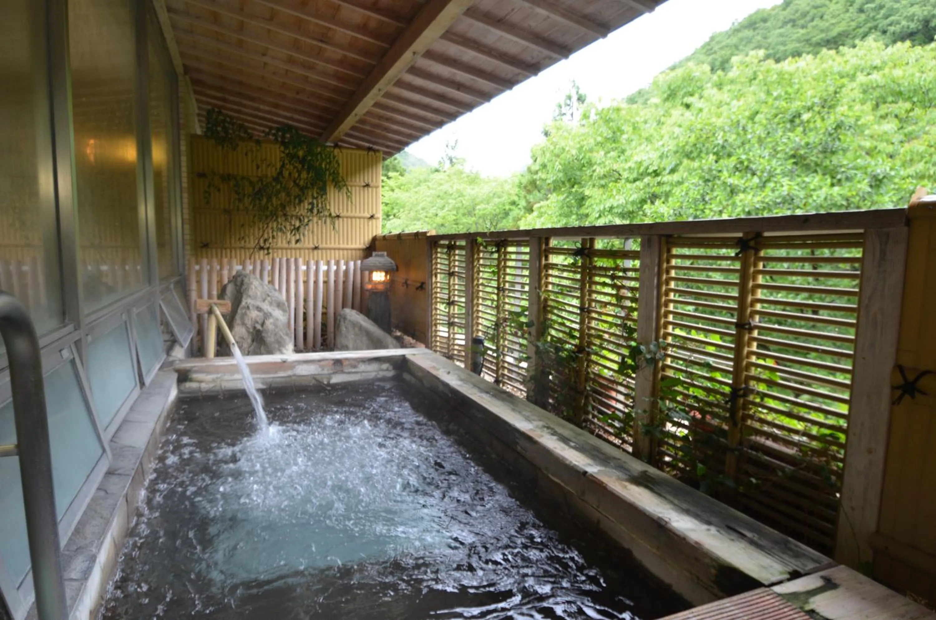 Hot Spring Bath in Shin Kabakawa Kanko Hotel