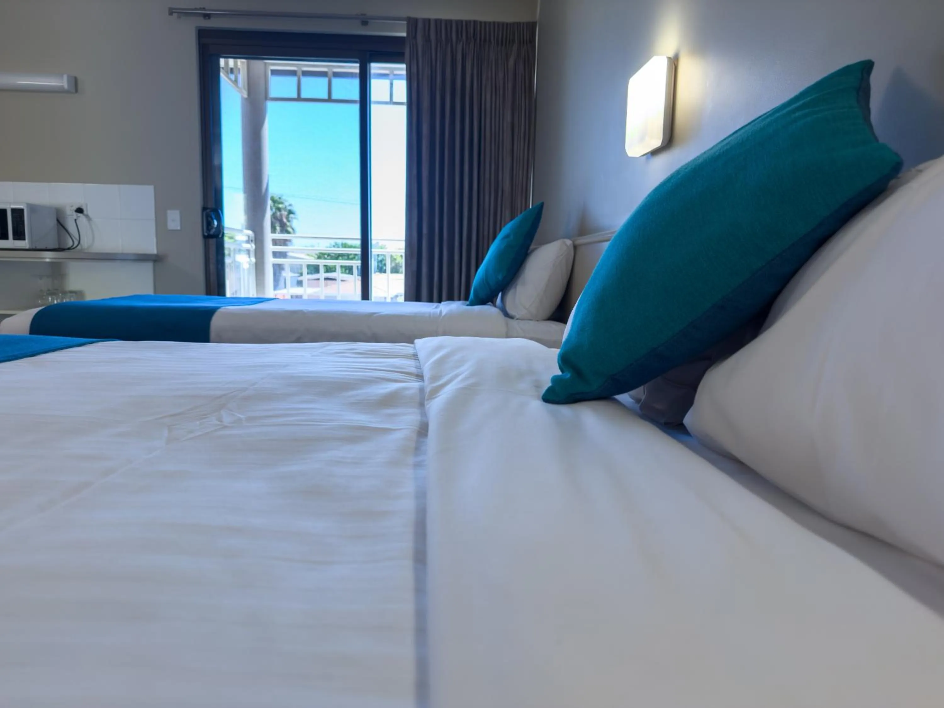 Bedroom, Bed in Geraldton Motor Inn