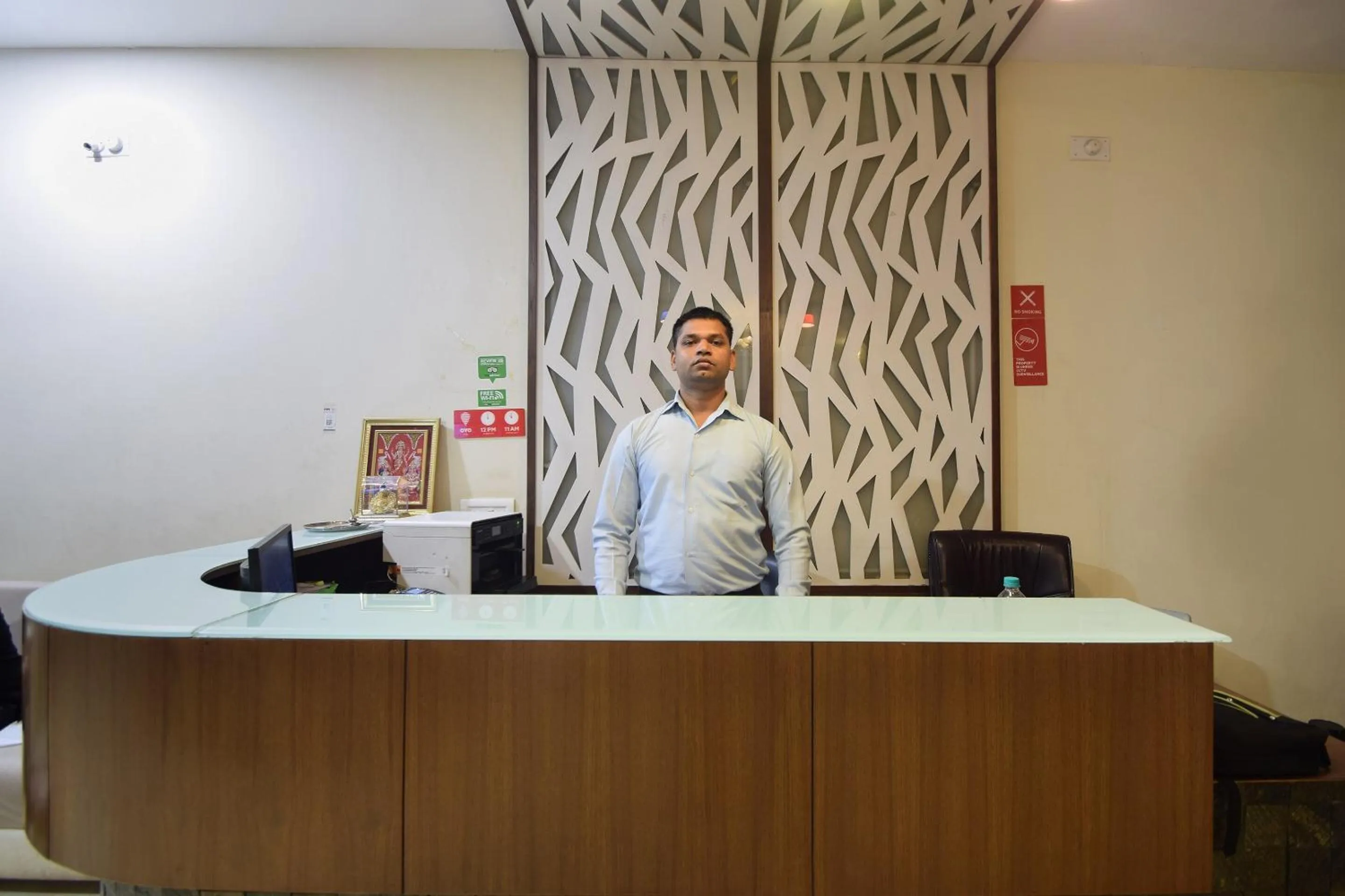 Lobby or reception in FabHotel Royal Icon