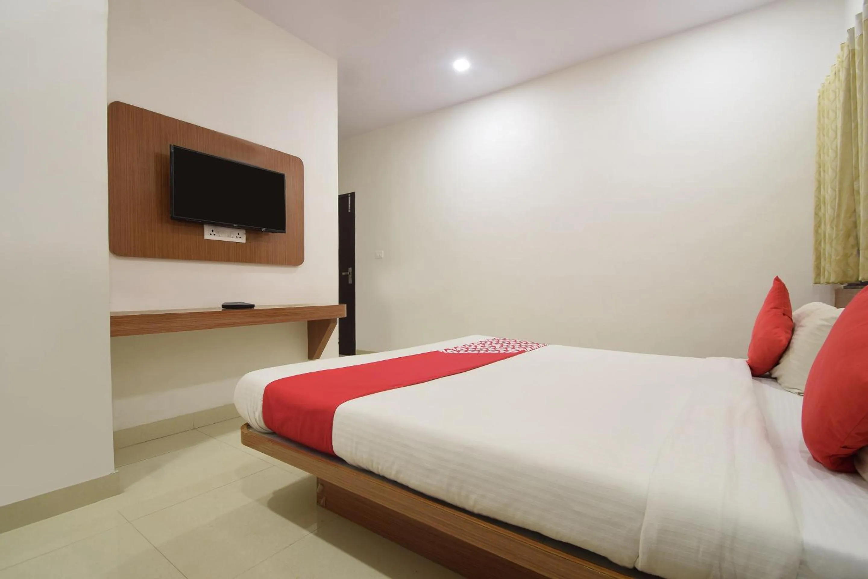 Bedroom, Bed in FabHotel Royal Icon