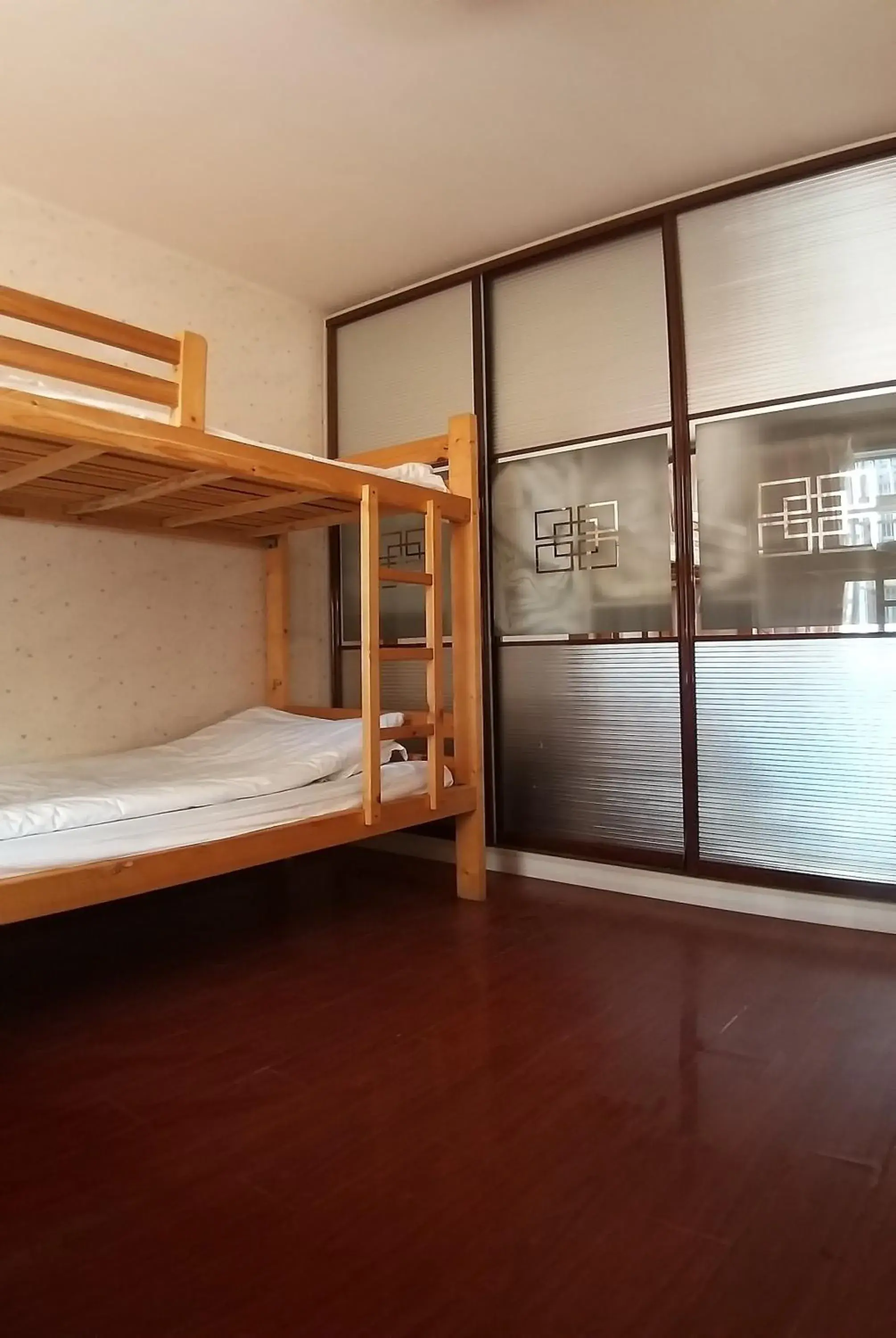 Bed in 6-Bed Mixed Dormitory Room in Makerhouse Hostel Bed in 6-Bed Mixed Dormitory Room in Makerhouse Hostel