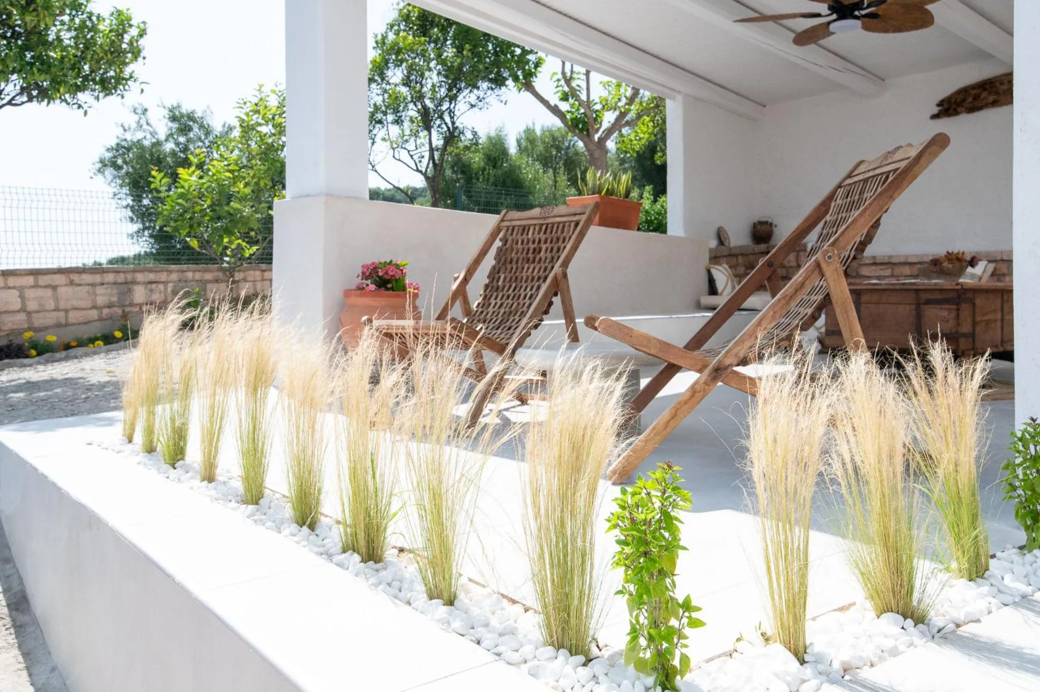 Patio in The Well Lichnos