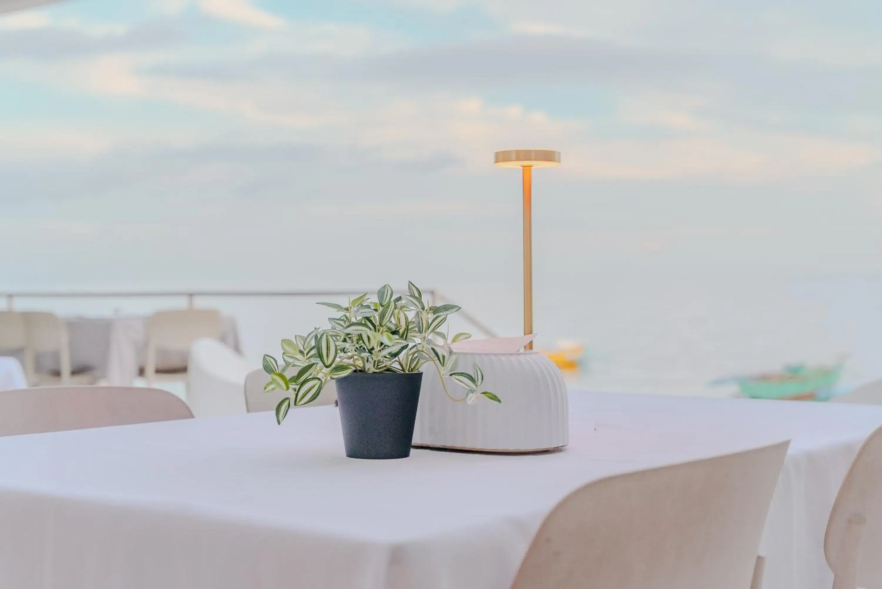 Restaurant/places to eat in GT Seaside Inn Restaurant/places to eat in GT Seaside Inn