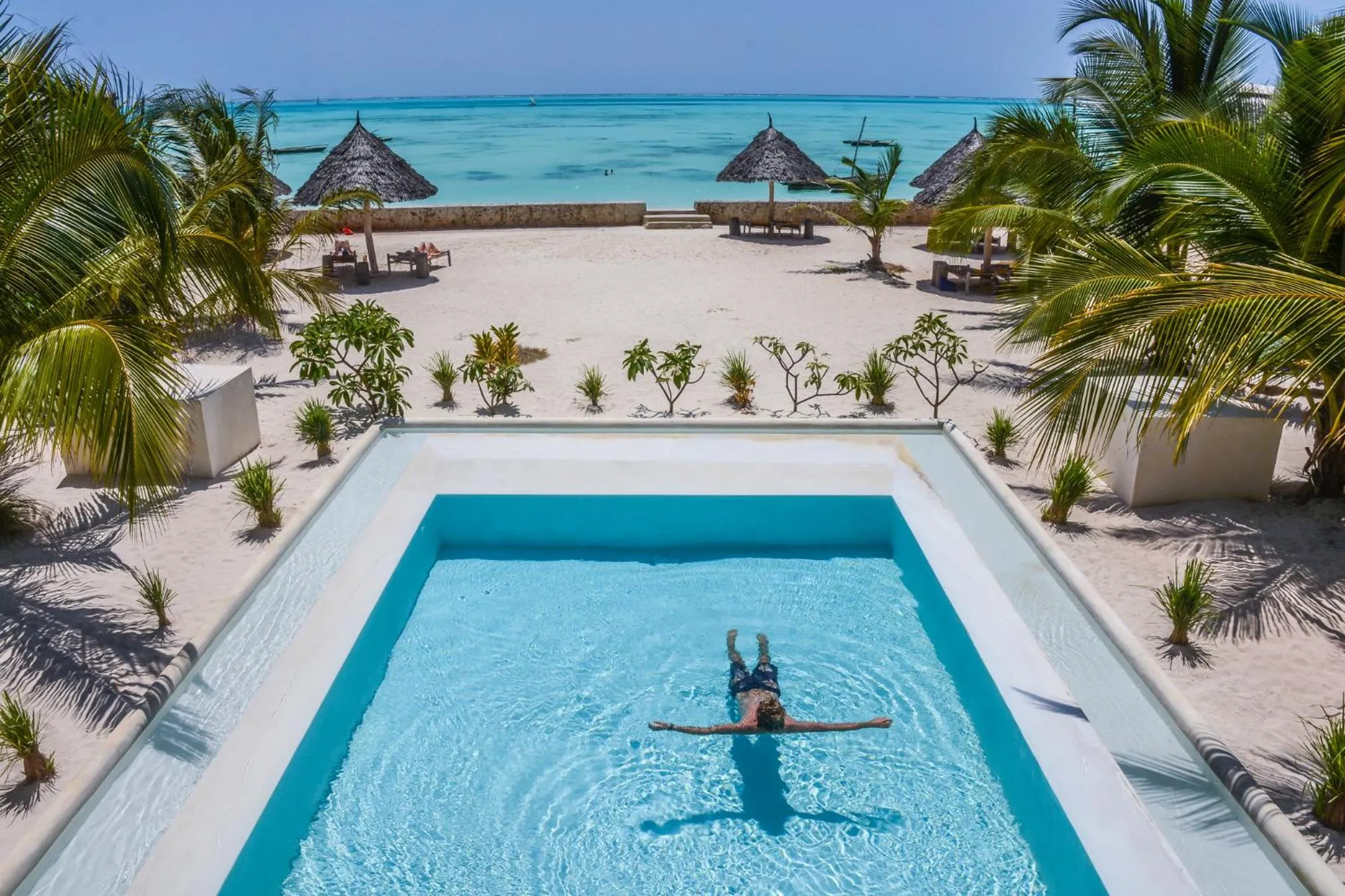 Garden in Nur Beach Hotel