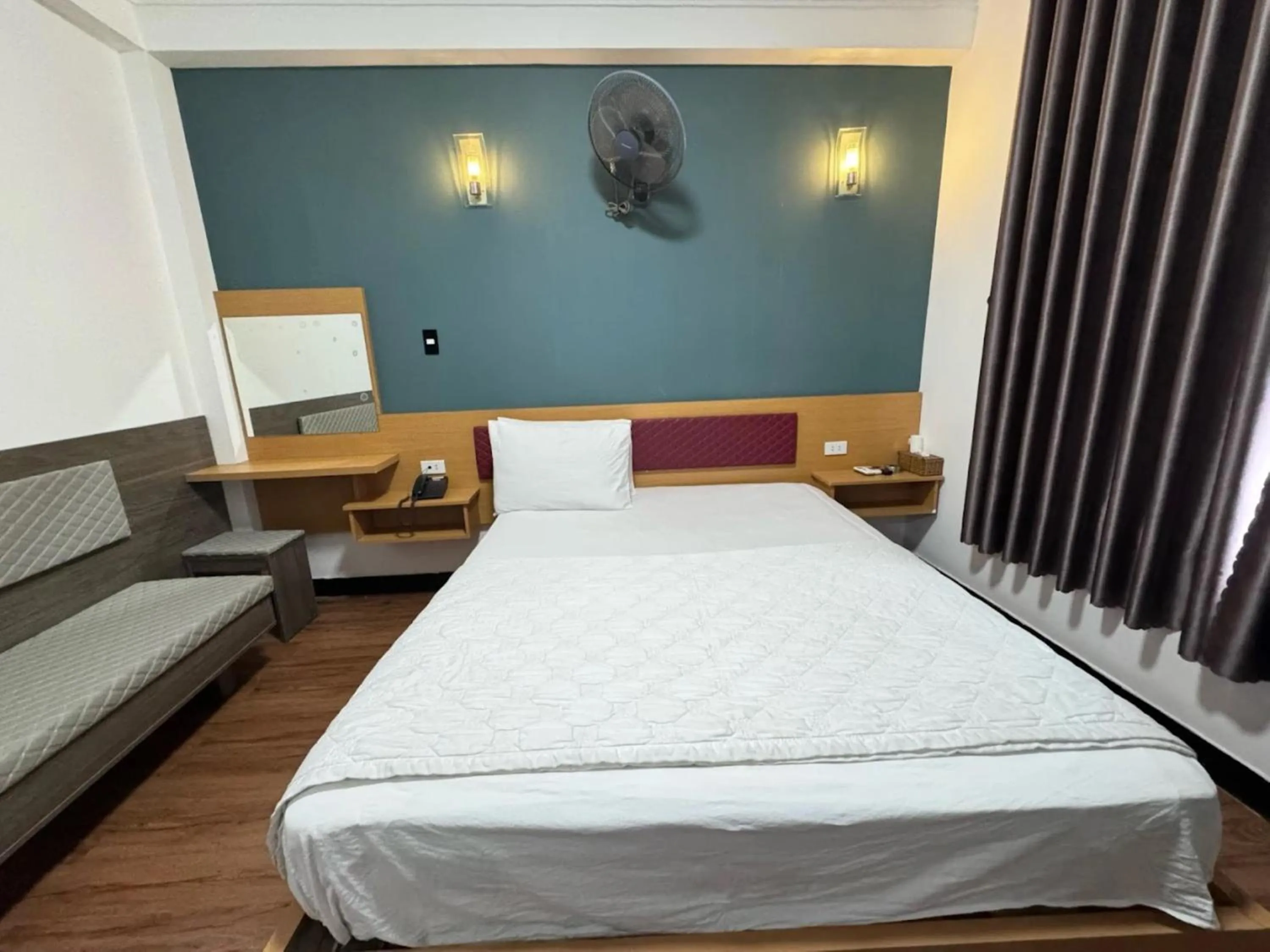 Bed in Minh Hà Hotel Hồ Chí Minh