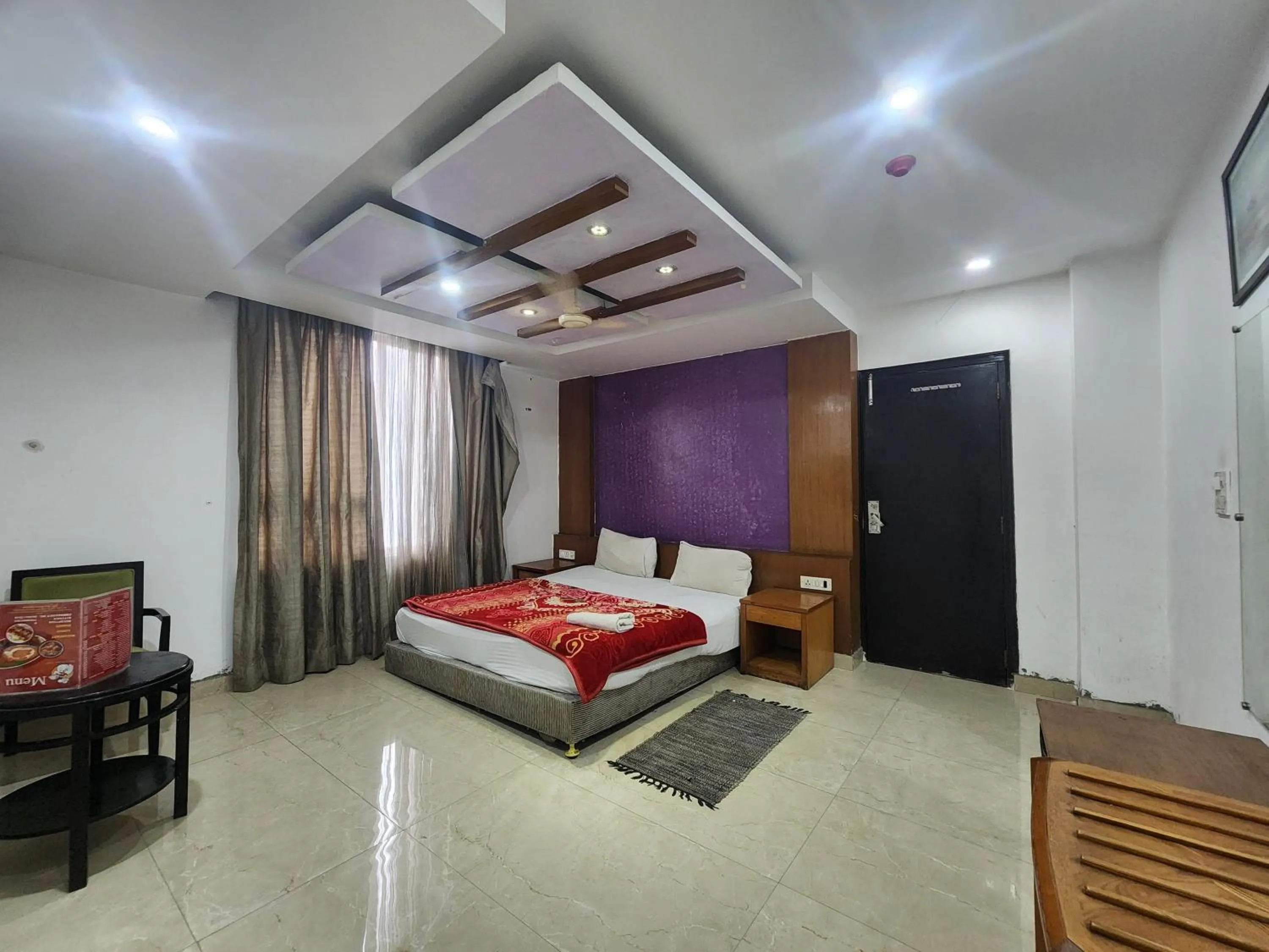 Bedroom, Bed in Hotel Florence Legacy