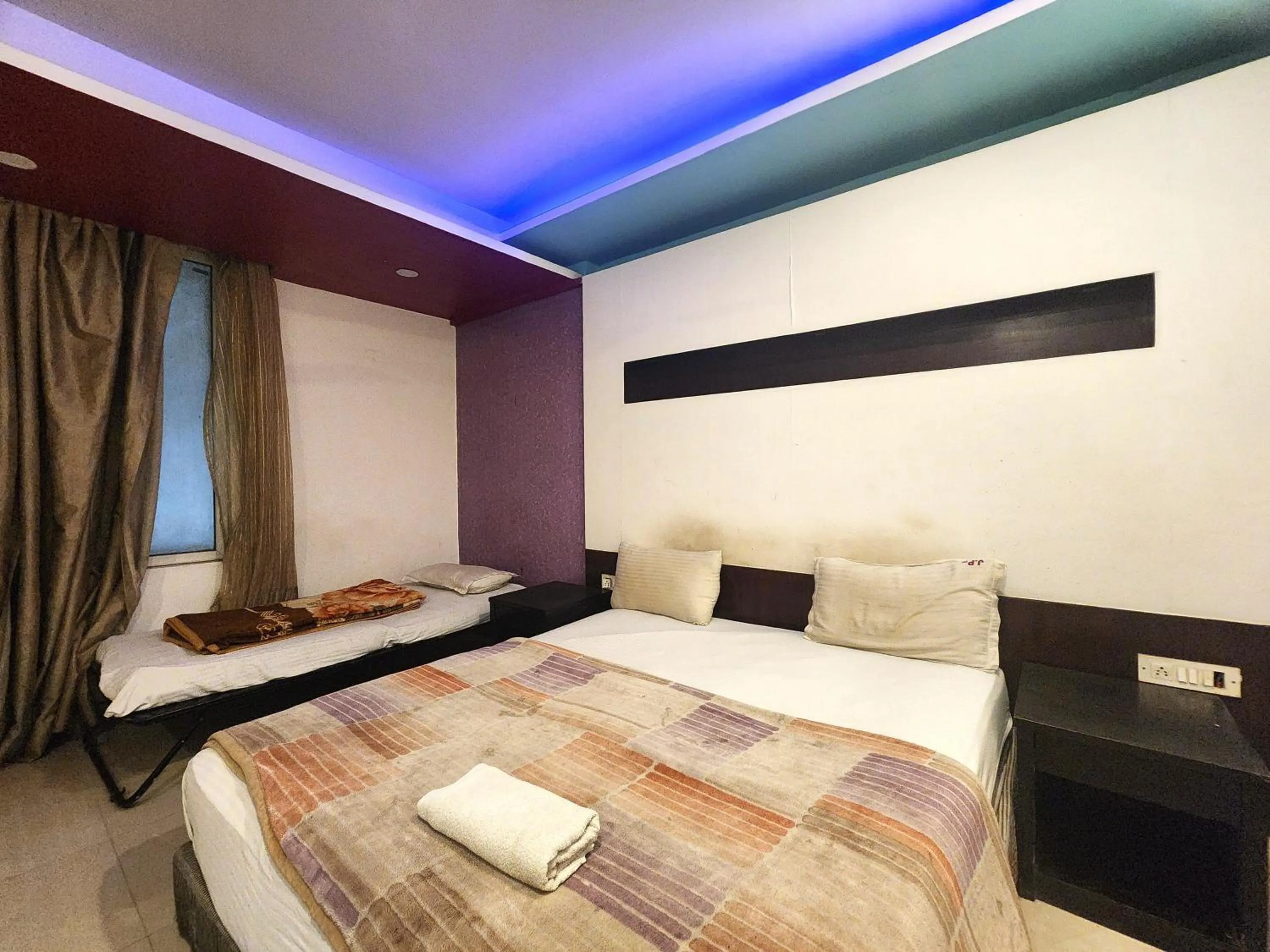 Bedroom, Bed in Hotel Florence Legacy