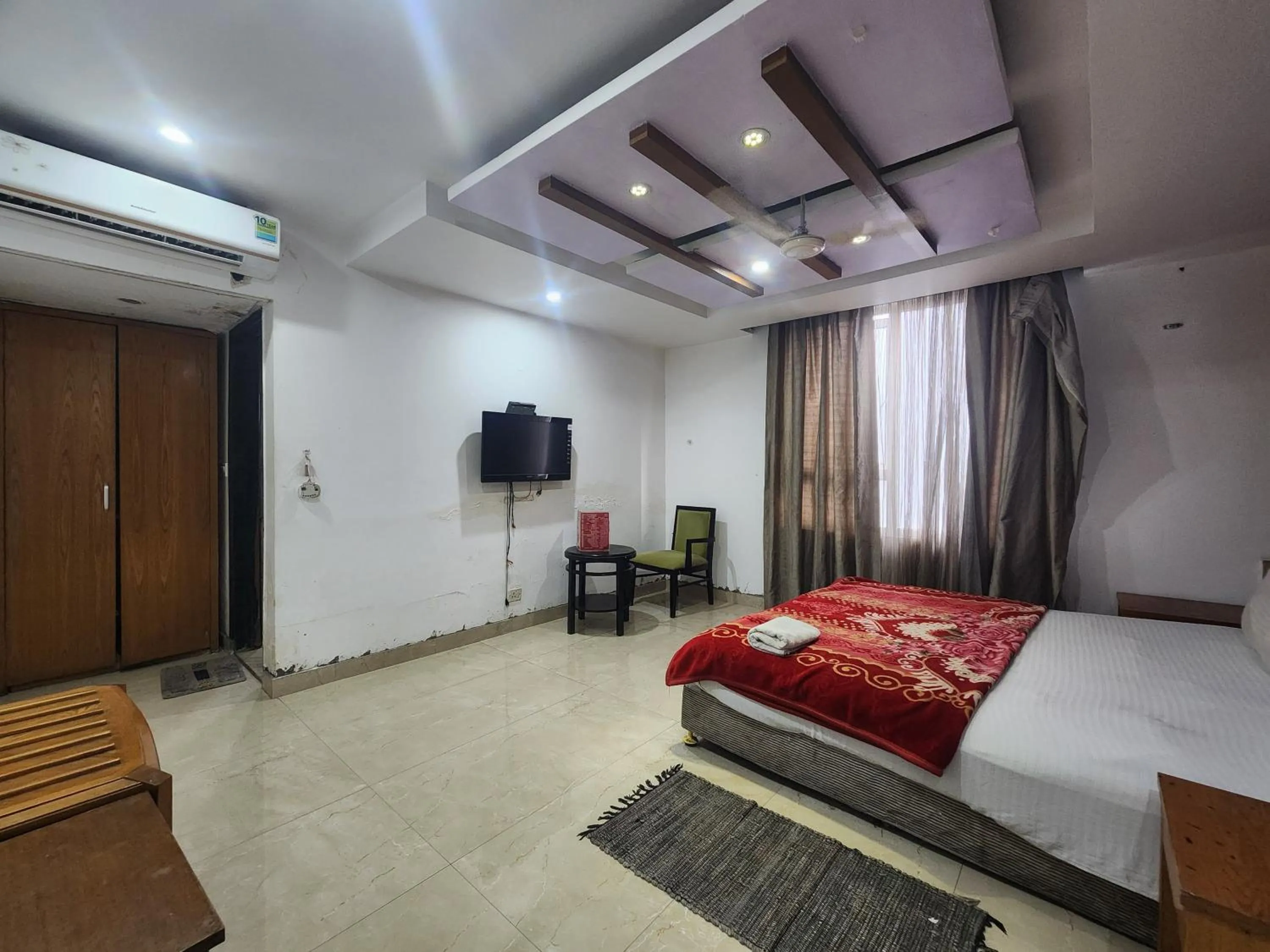 Bedroom, Bed in Hotel Florence Legacy