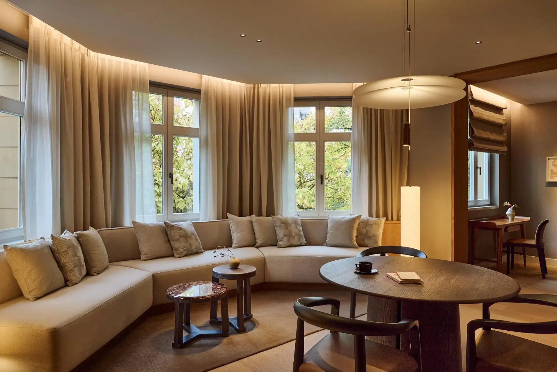 Corner Suite in The Florentin by Althoff Collection Corner Suite in The Florentin by Althoff Collection