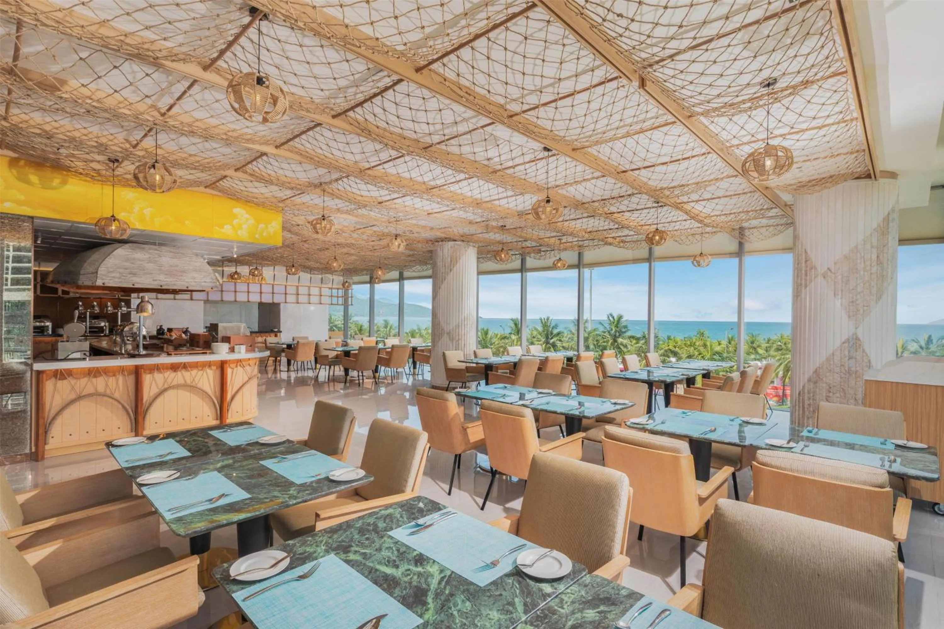 Restaurant/places to eat in Wyndham Soleil Danang - Free Schedule Airport Shuttle