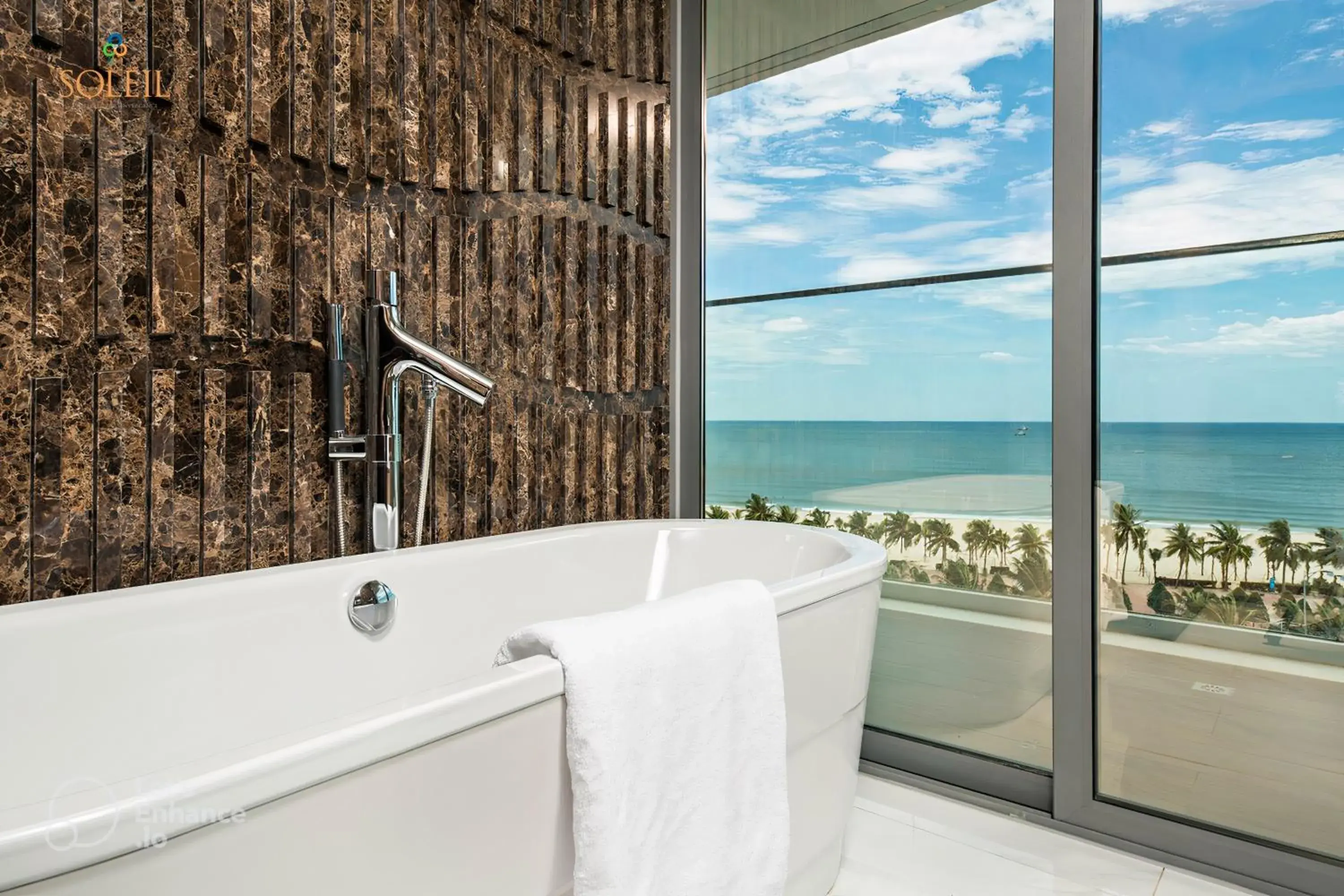 Shower in Wyndham Soleil Danang - Free Two ways Airport Transport Shower in Wyndham Soleil Danang - Free Two ways Airport Transport