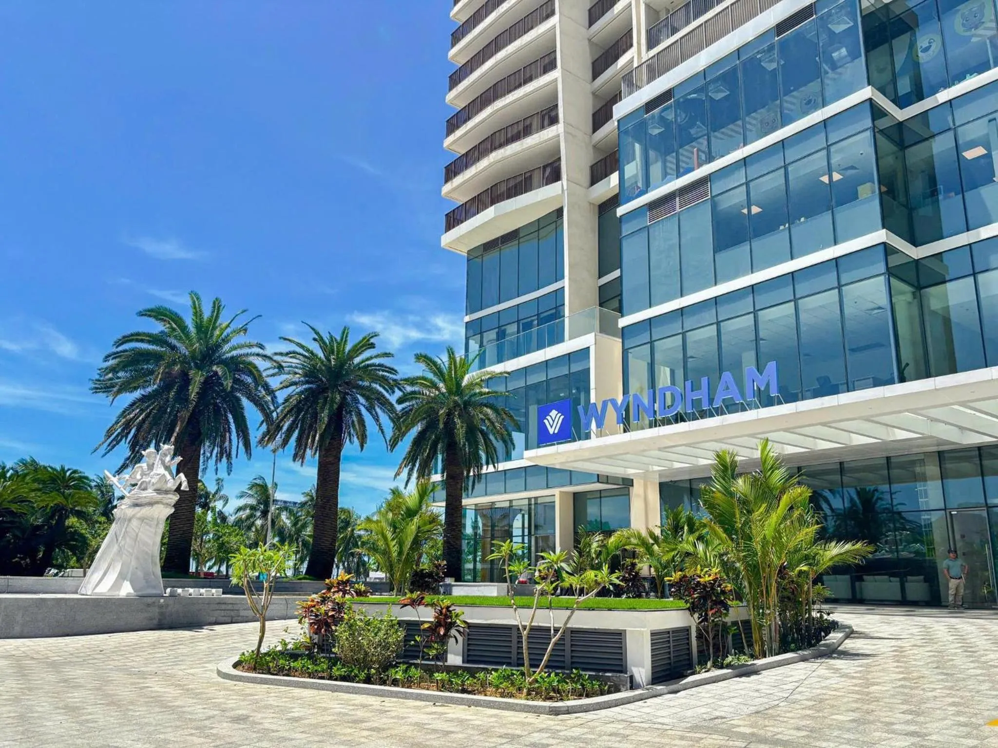 Property building in Wyndham Soleil Danang - Free Schedule Airport Shuttle