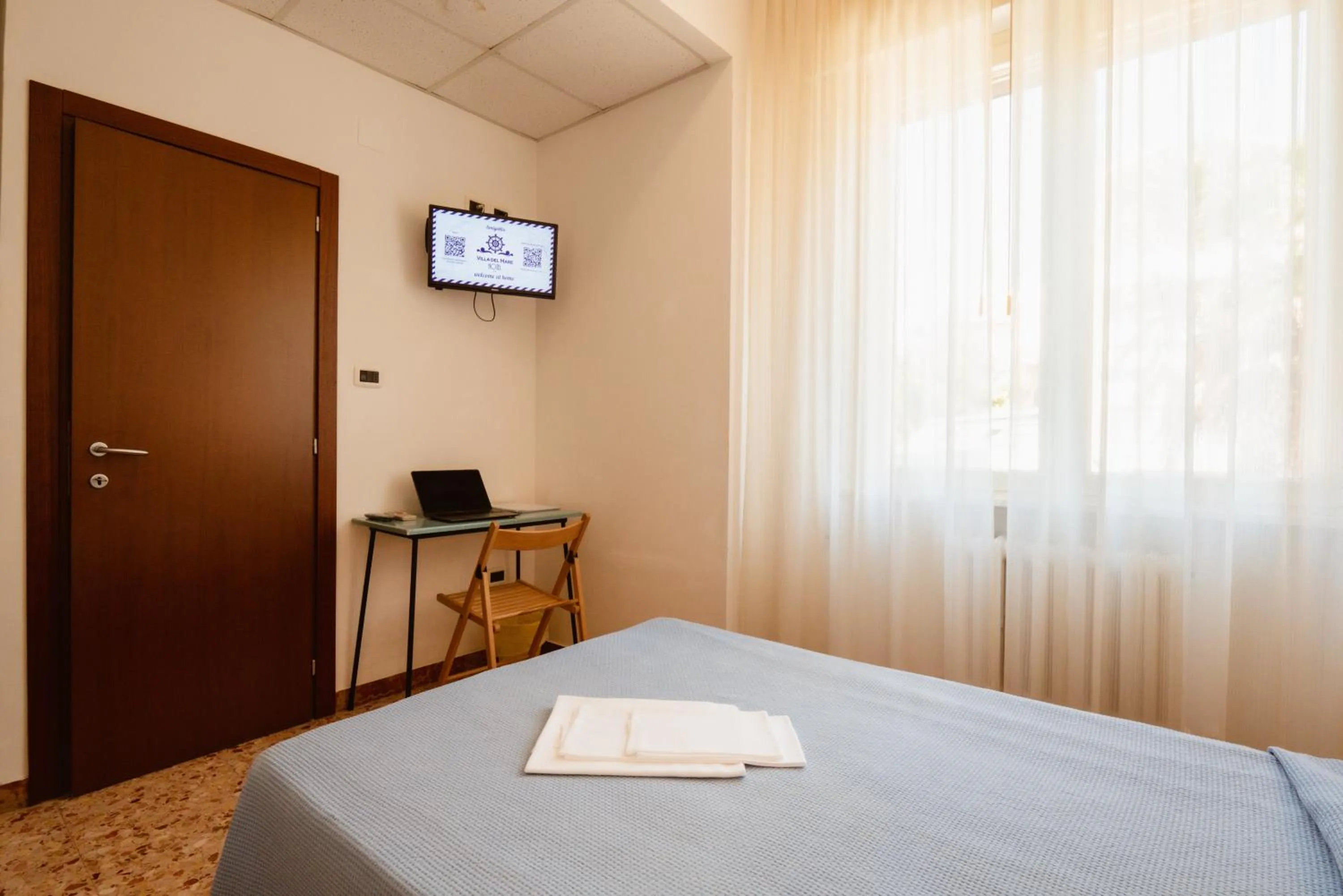 Bed in Hotel Villa del Mare