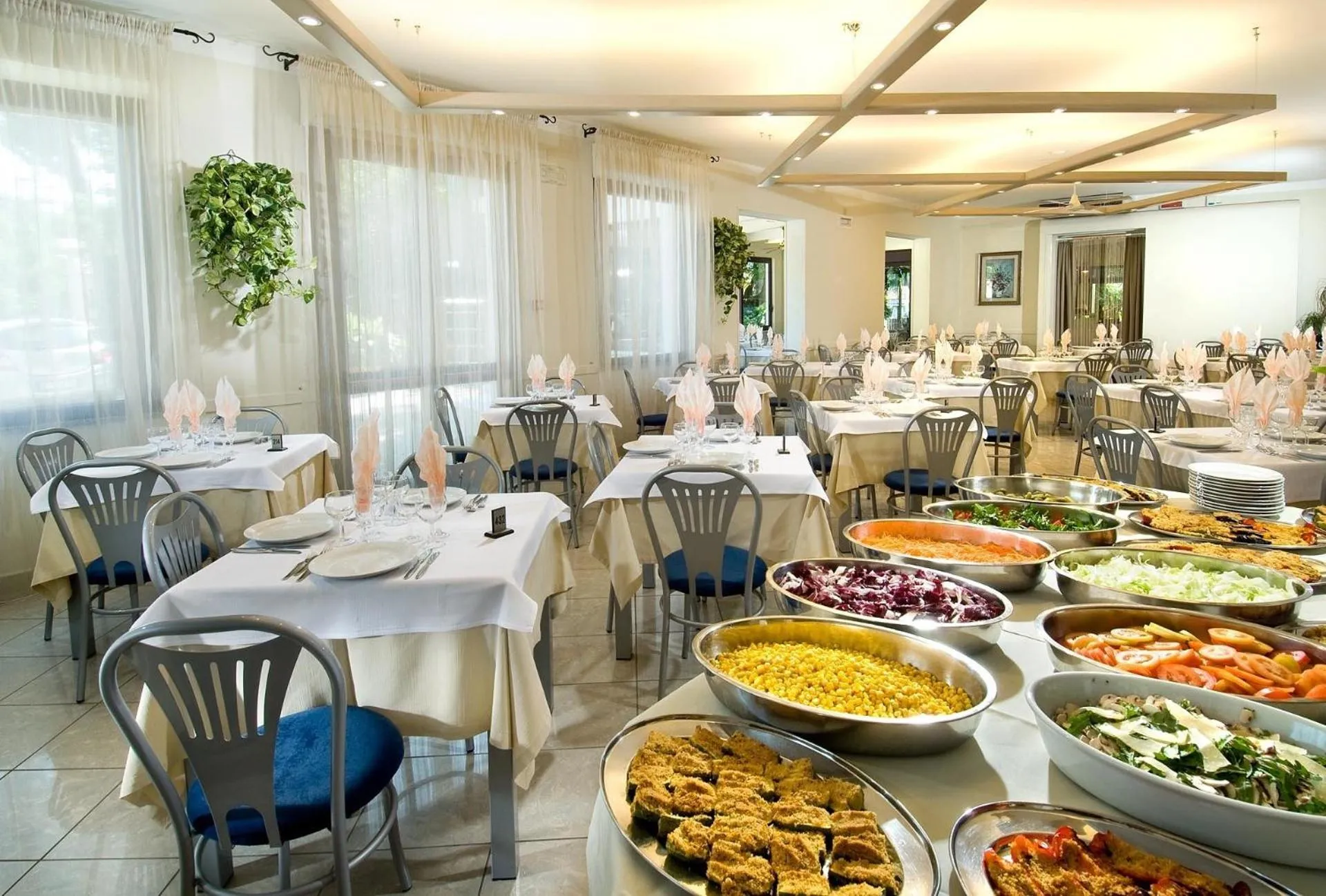 Restaurant/places to eat in Hotel Trieste