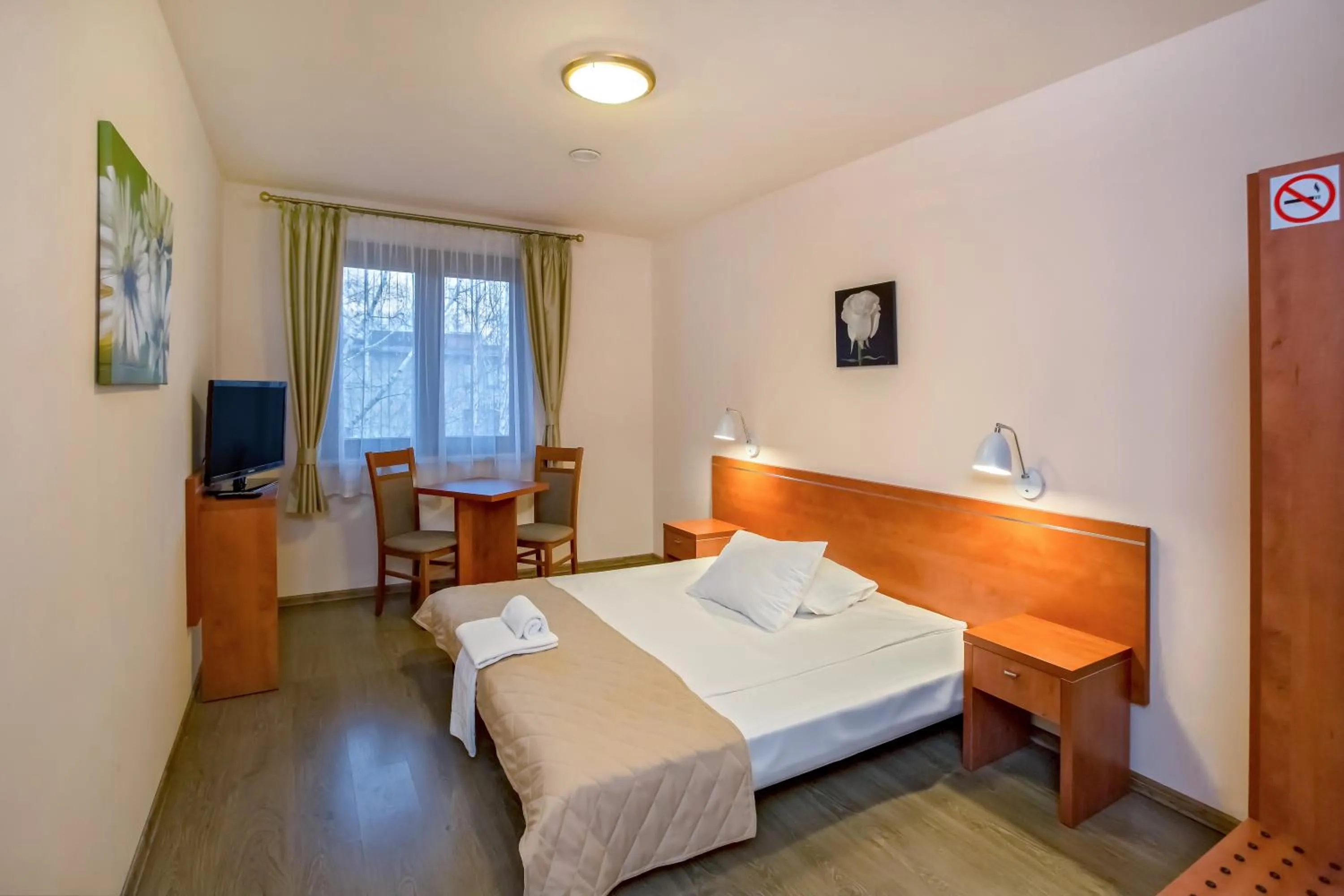 Photo of the whole room, Bed in Zajazd Beskidy