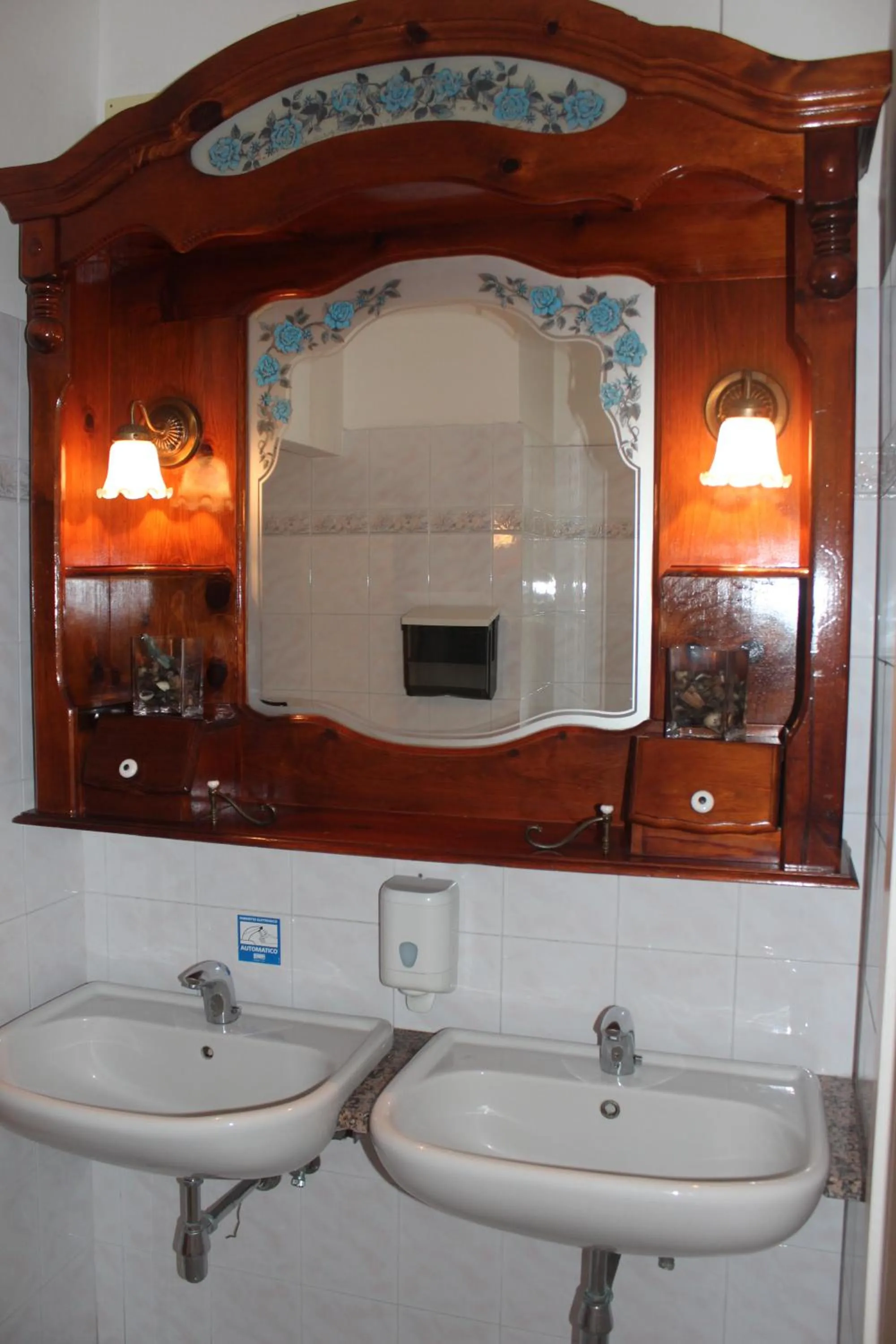 Area and facilities in Hotel Santini