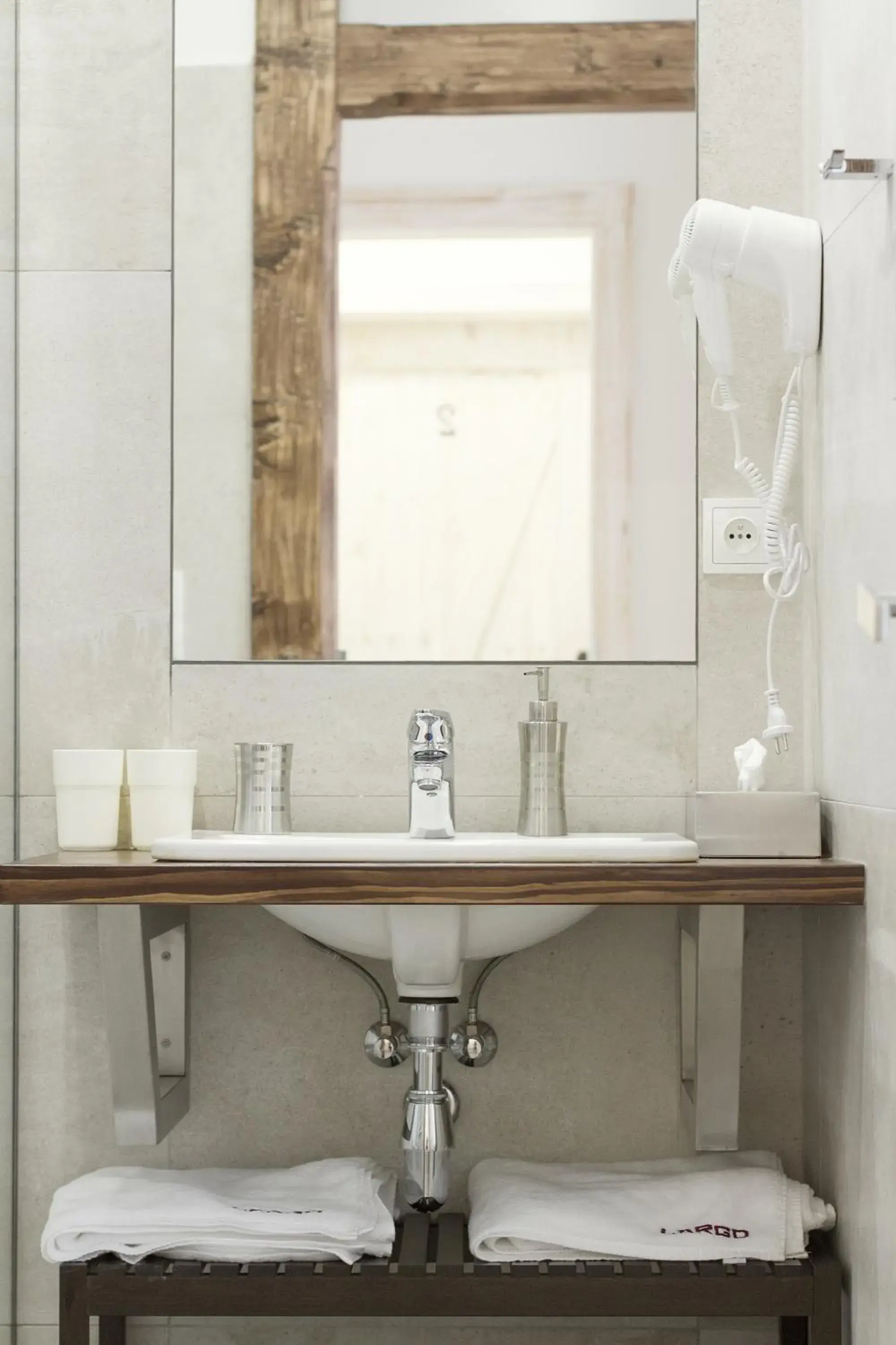 Standard Double or Twin Room in Largo Standard Double or Twin Room in Largo