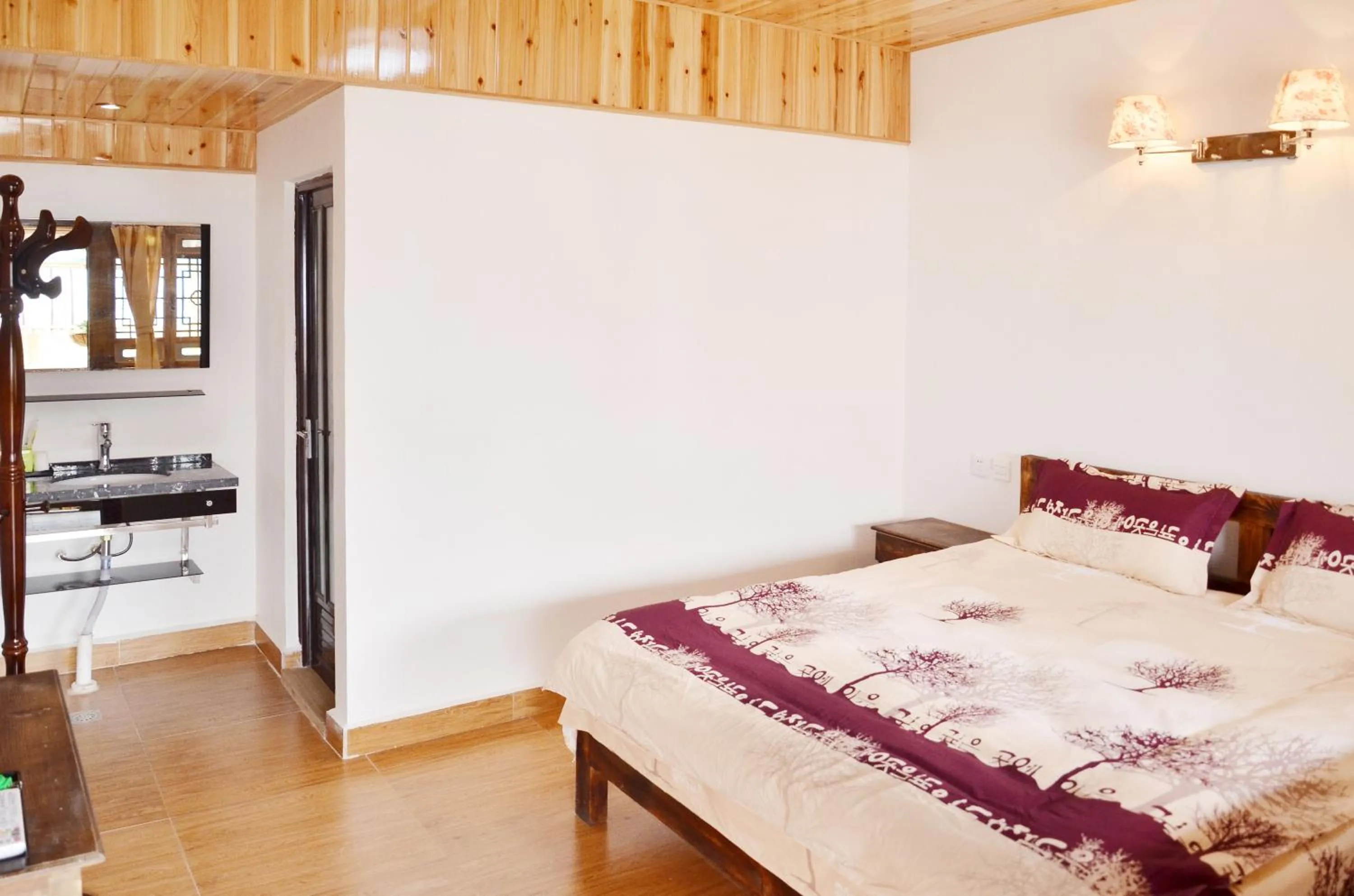 Other, Bed in Tourist Courtyard Hotel