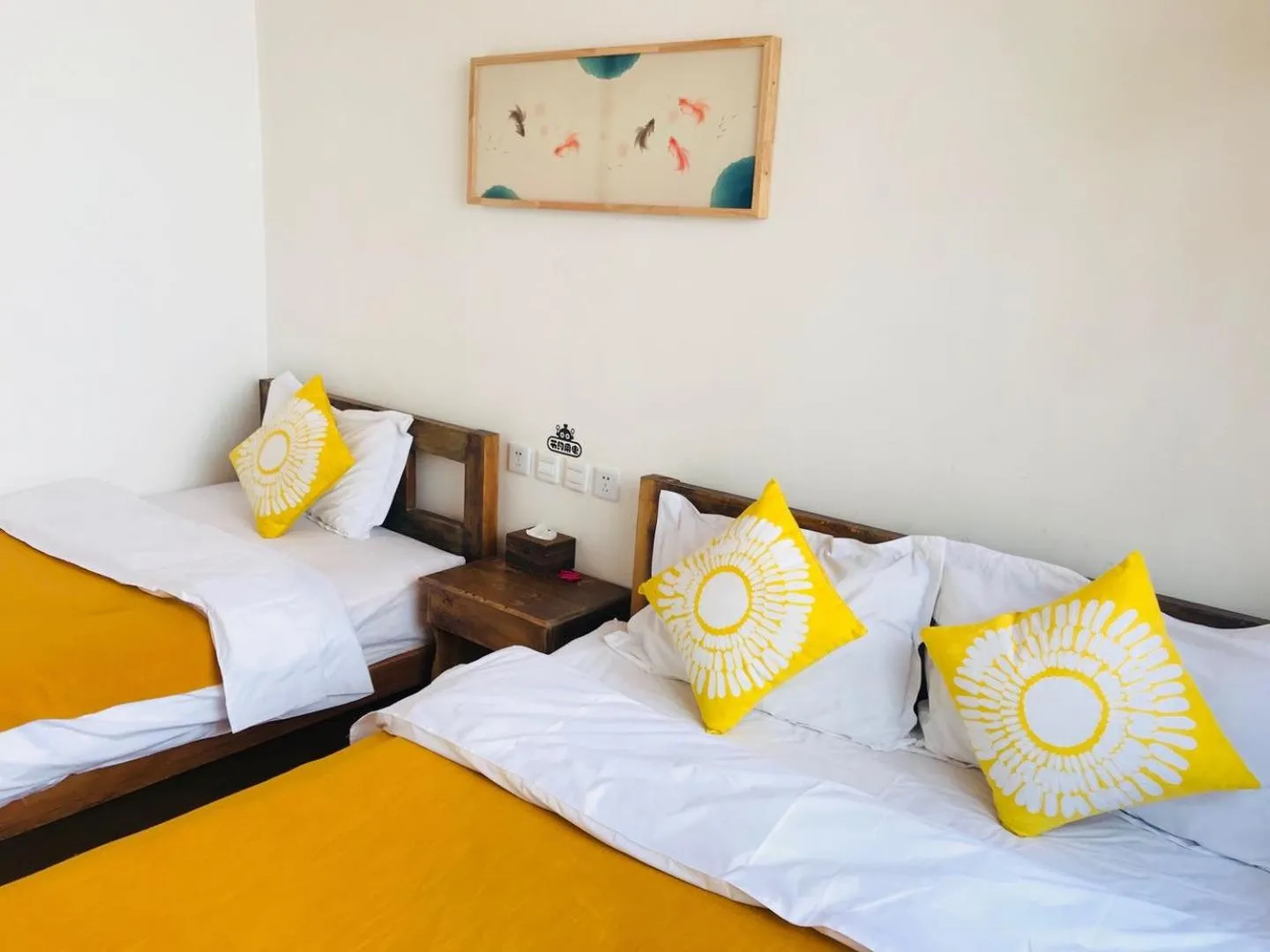 Bed in Tourist Courtyard Hotel